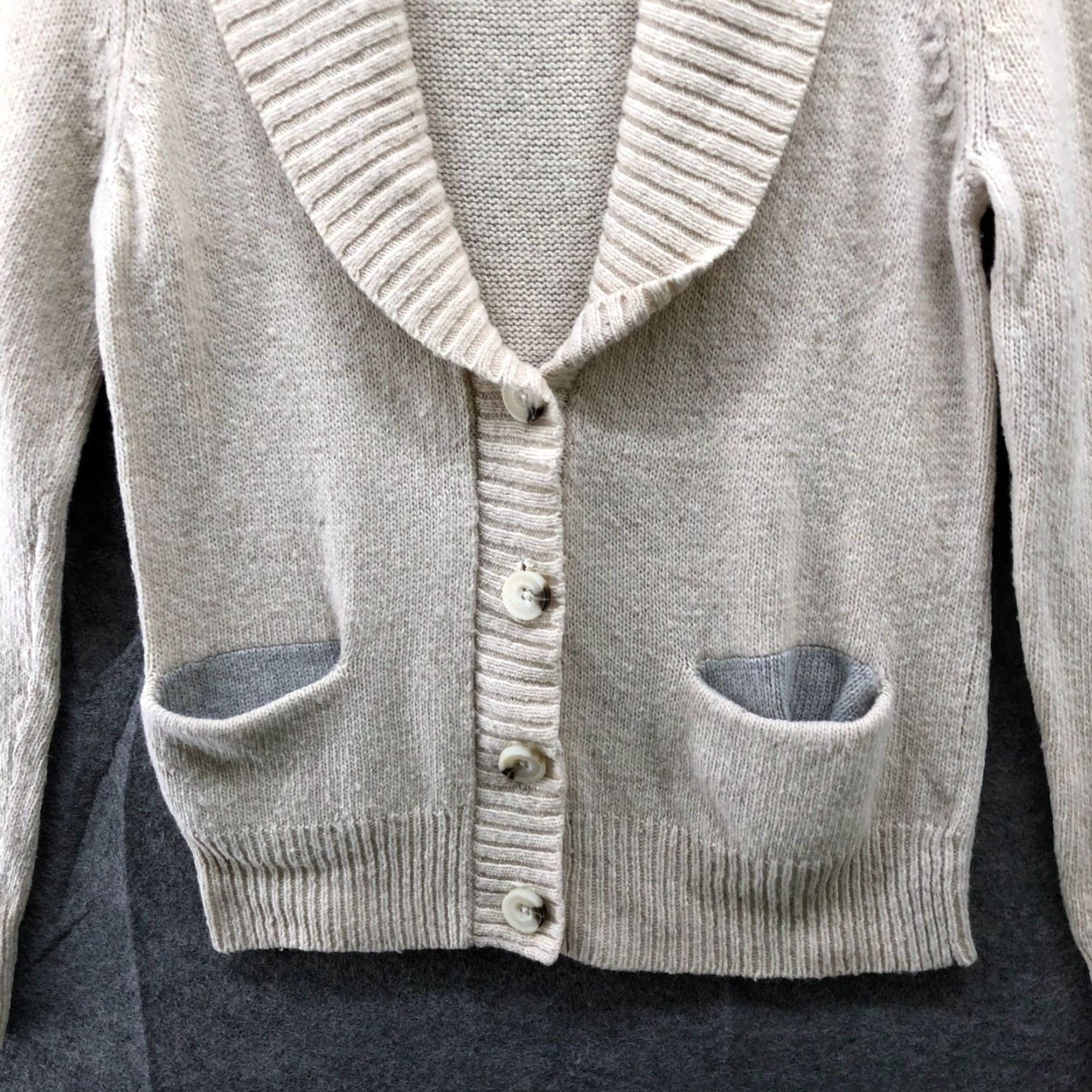 American Eagle Outfitters VINTAGE American Eagle Outfitters Wool Blend Cardigan Sweater Womens L Beige Shawl Collar Size L / US 10 / IT 46 - 6 Thumbnail