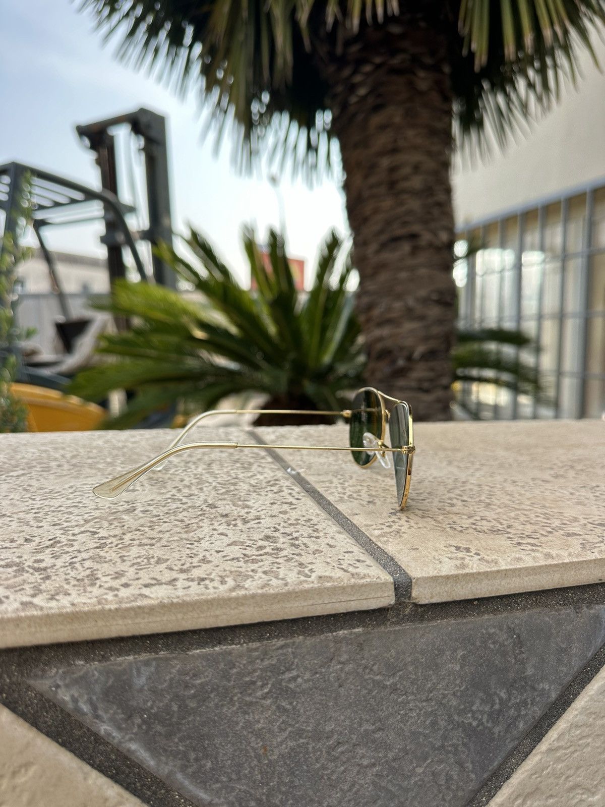RayBan RayBan Sunglasses Gold RB 3025 Vintage Size ONE SIZE - 2 Thumbnail