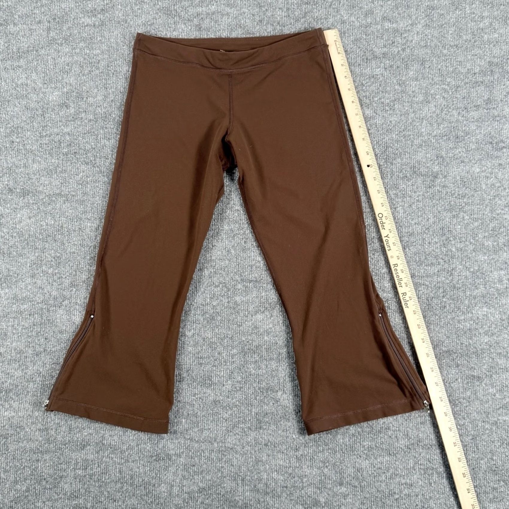 Lululemon VINTAGE? No. Size ONE SIZE - 6 Thumbnail