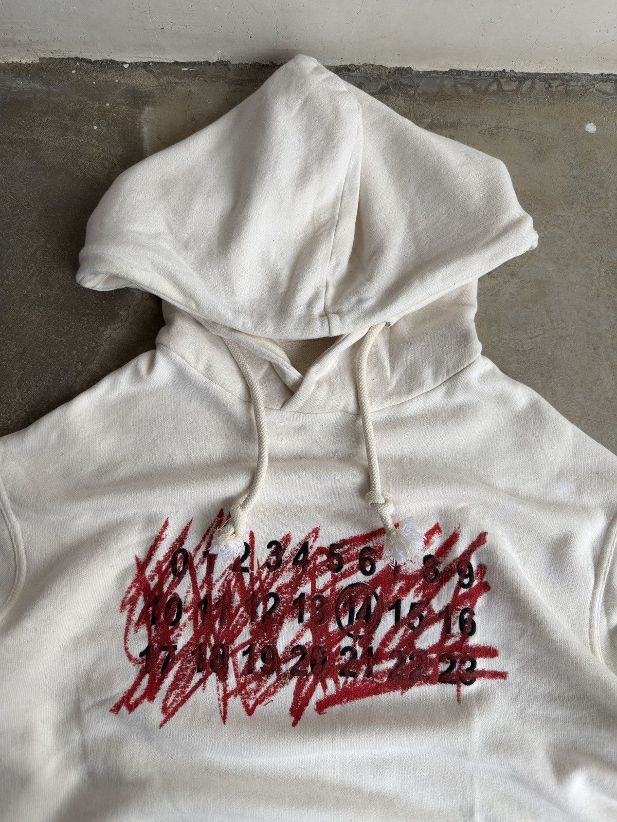 Maison Margiela Maison margiela scribble logo print hoodie Size US XL / EU 56 / 4 - 3 Thumbnail