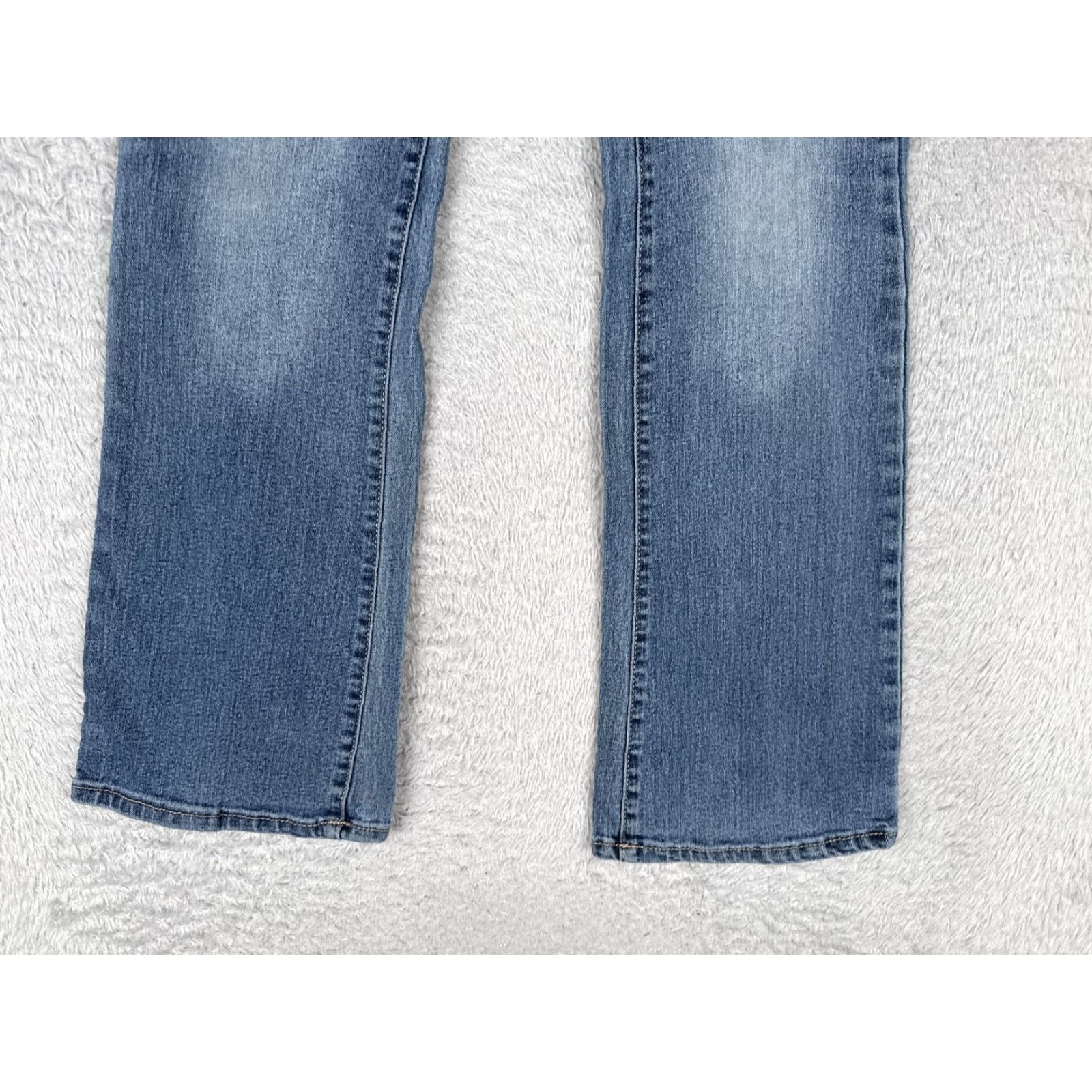 Vintage No Boundaries Jeans Juniors Bootcut 7 Blue Medium Wash Mid Rise Stretch 26x30 Womens Denim Pants Regular Jeans Size 28" / US 6 / IT 42 - 2 Thumbnail