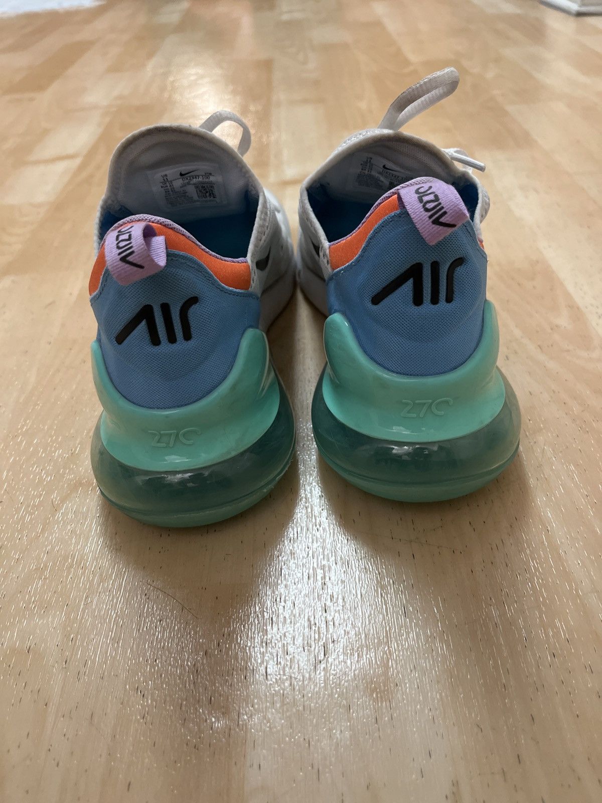 Nike Air Max 270 Size US 11 / EU 44 - 3 Thumbnail