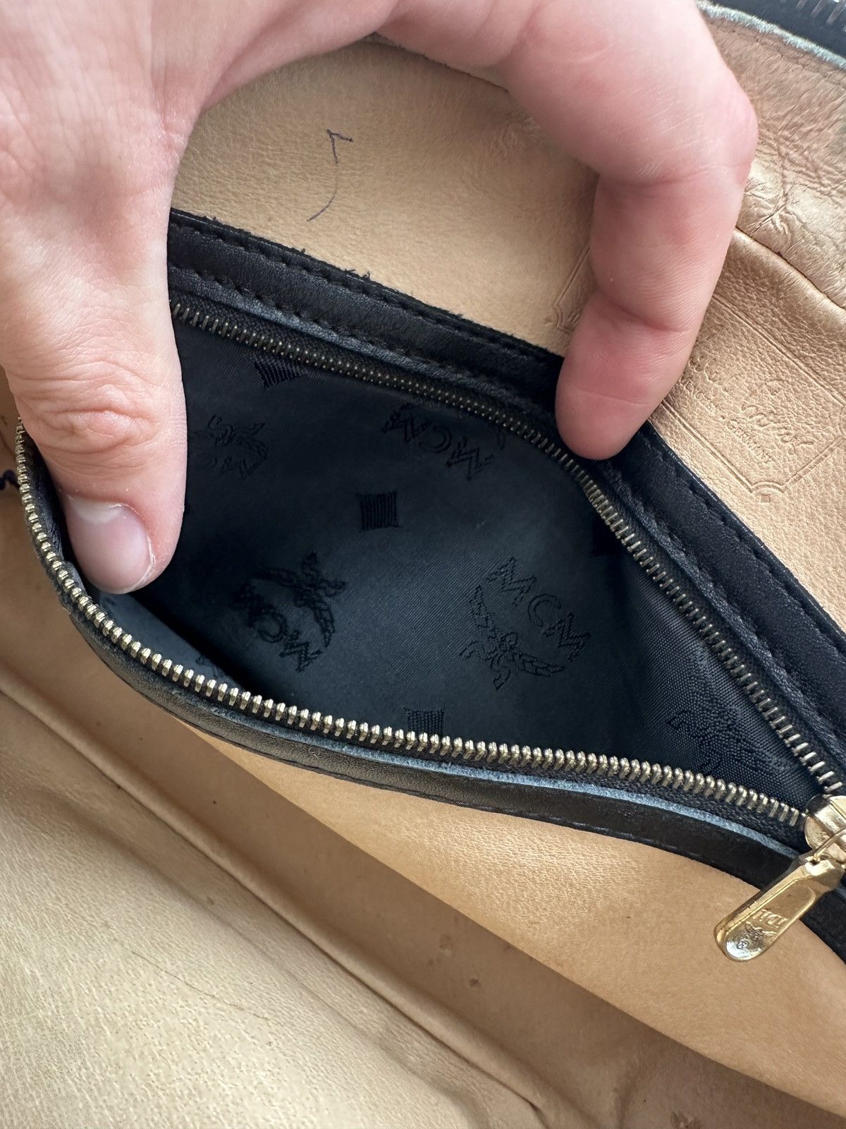 MCM × Vintage MCM black leatherand vinyl crossbody bag Size ONE SIZE - 9 Thumbnail