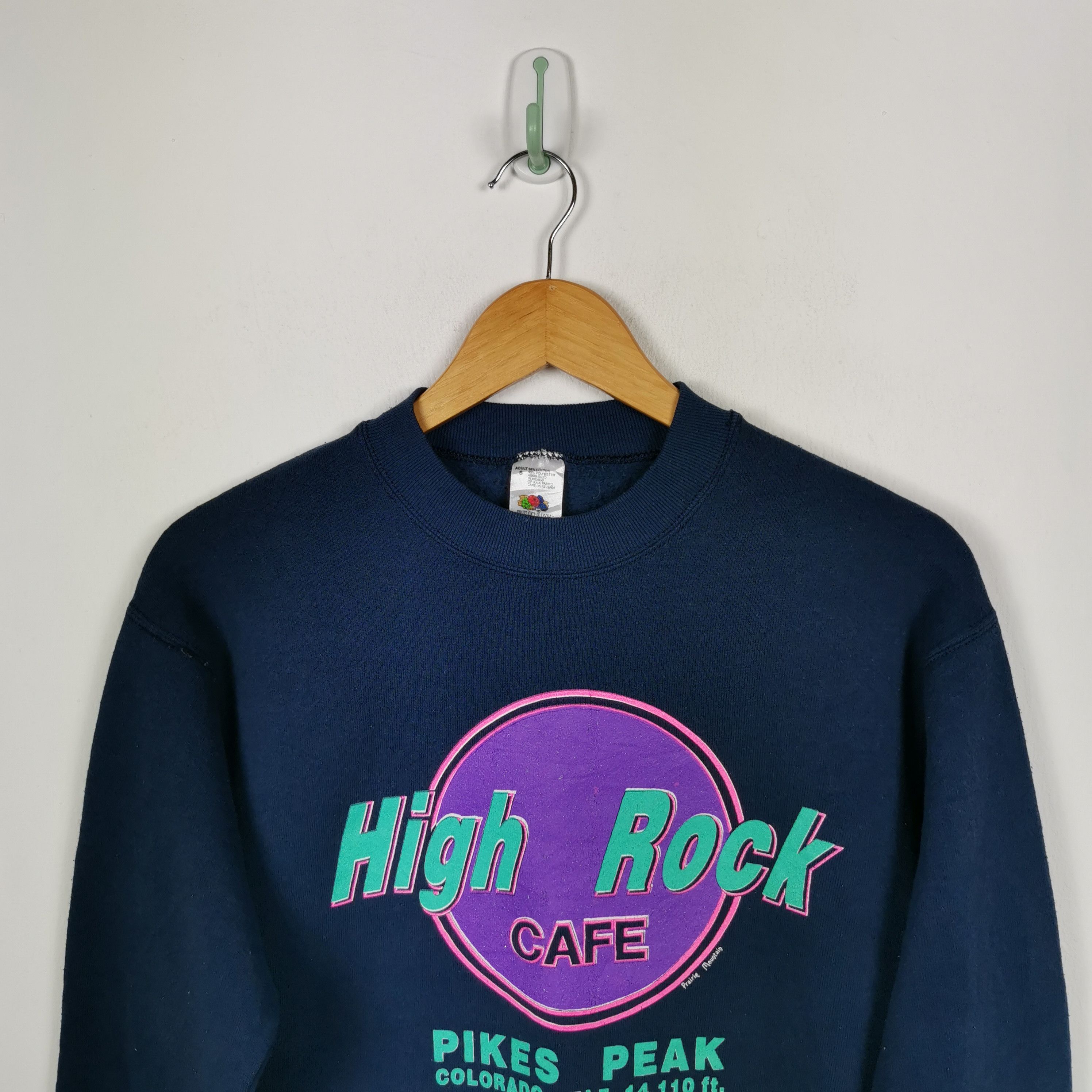 Vintage Vintage High Rock Cafe alike Hard Rock Cafe Sweater Size US S / EU 44-46 / 1 - 2 Thumbnail