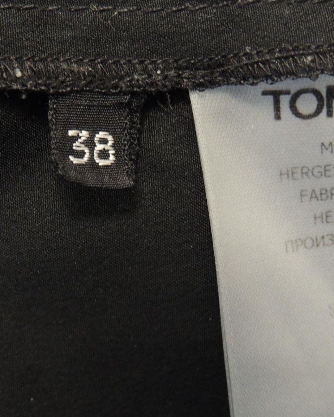 Tom Ford Tom Ford WMNS Black Tie Neck Uniform Button Up Blouse Size XS / US 0-2 / IT 36-38 - 8 Thumbnail