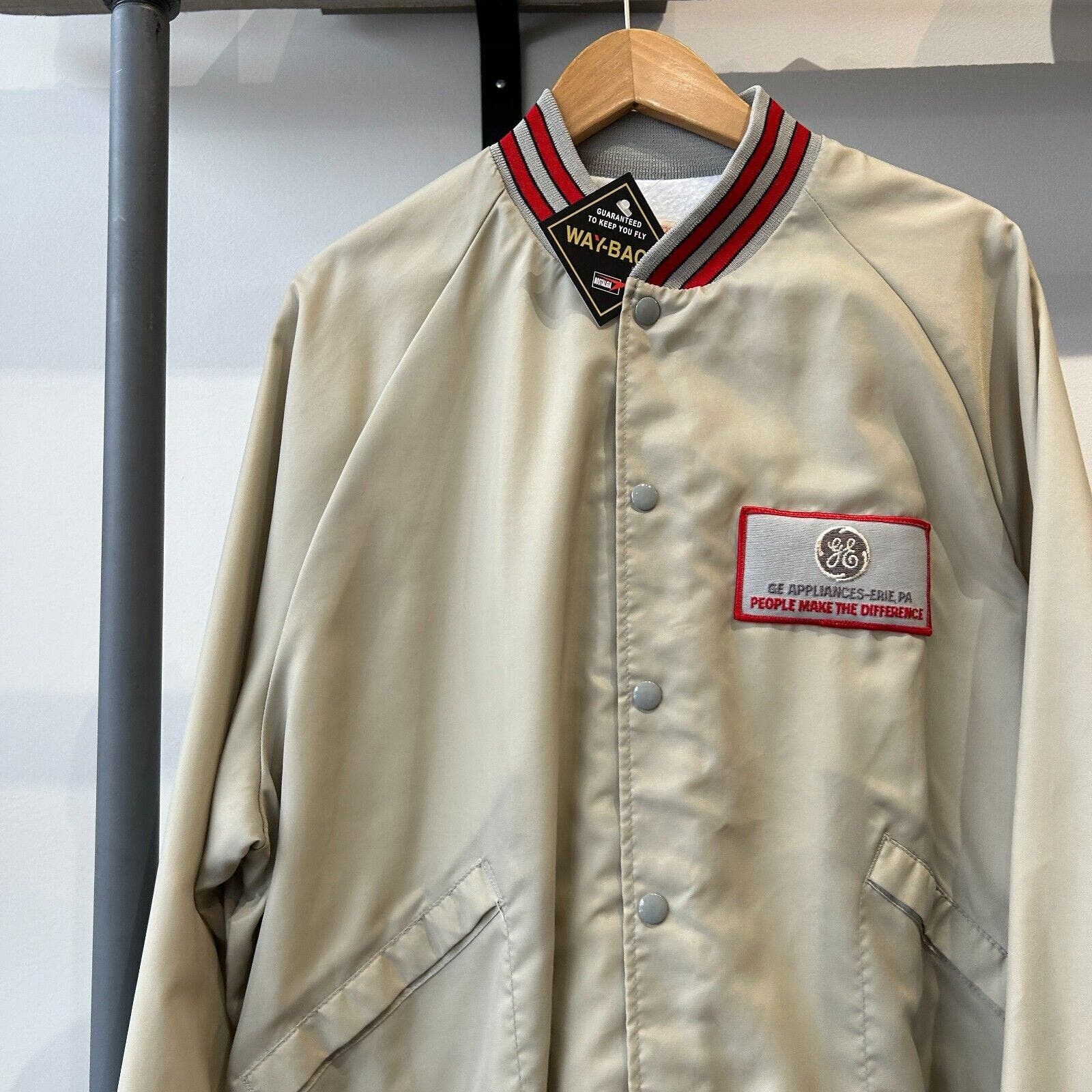 Vintage VINTAGE 80s | GE Appliances Bomber Jacket sz XL Adult Size US XL / EU 56 / 4 - 2 Thumbnail