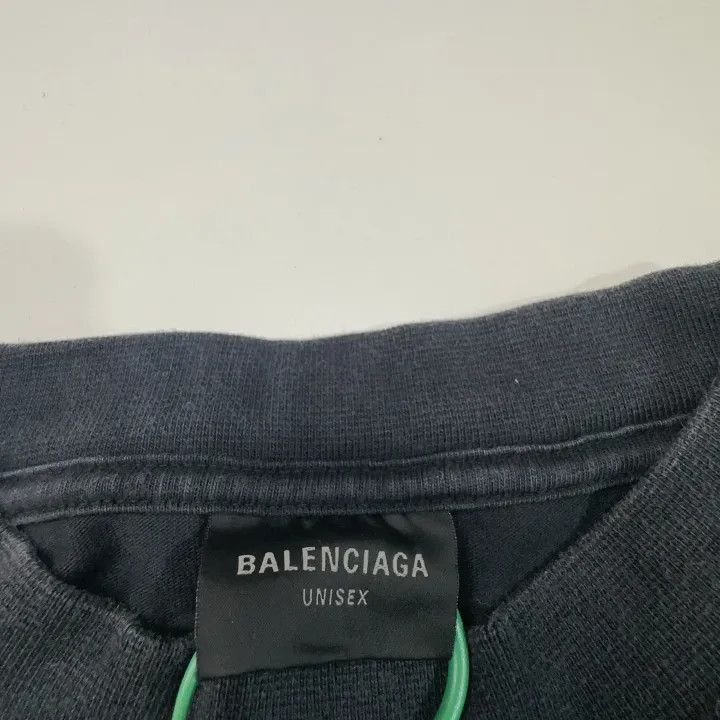 Balenciaga Balenciaga Balenciaga Heart Print Short Sleeve TShirt -250 Size US XS / EU 42 / 0 - 2 Thumbnail