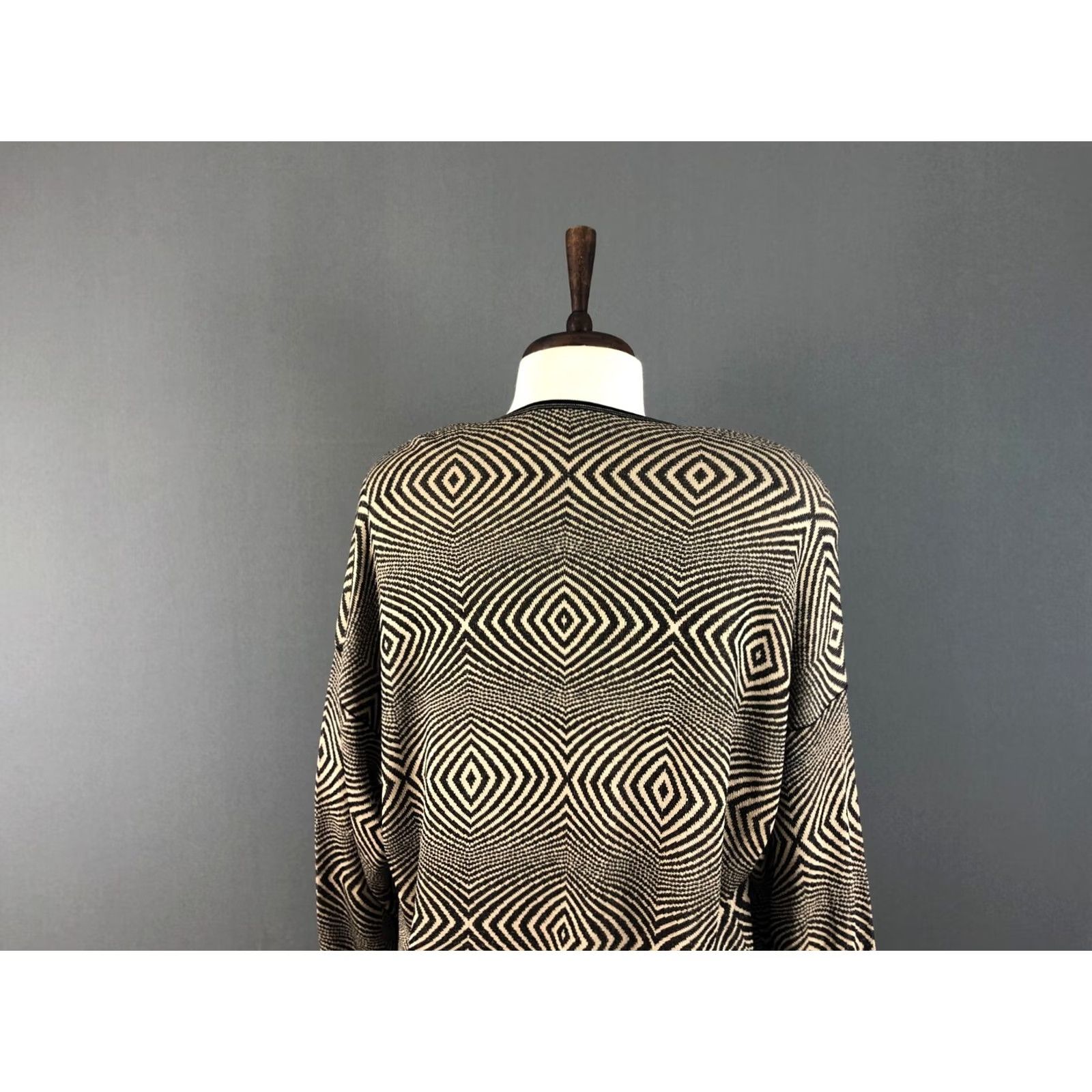 Escada ESCADA Cardigan Women Beige Size 42 Rayon Patterned Geometric Size M / US 6-8 / IT 42-44 - 5 Thumbnail