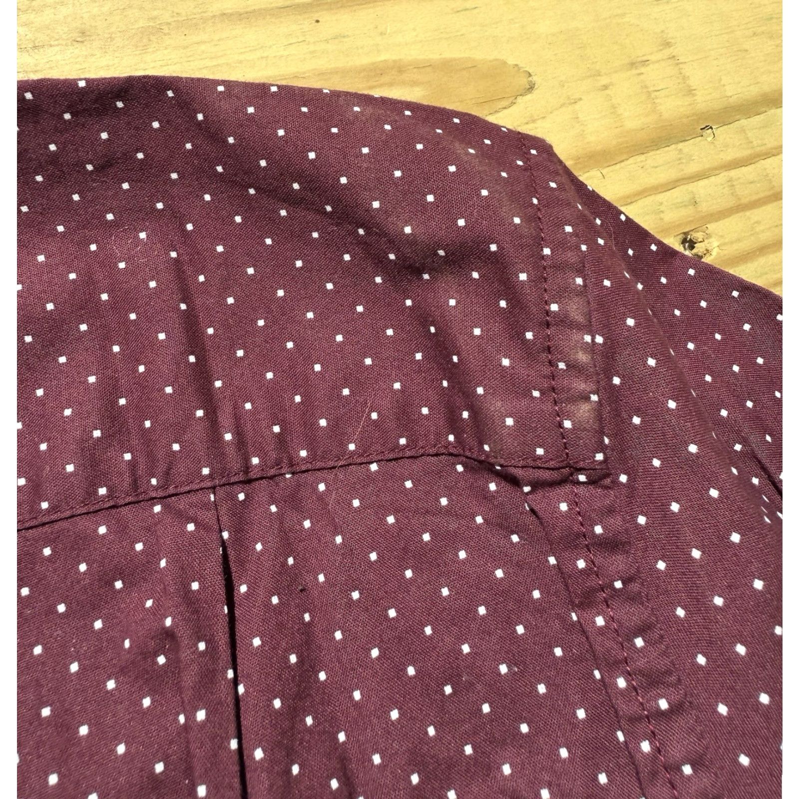 Vintage American Eagle Mens Maroon & White Polka Dot Button Down Collar Shirt M NWT Size US M / EU 48-50 / 2 - 5 Thumbnail