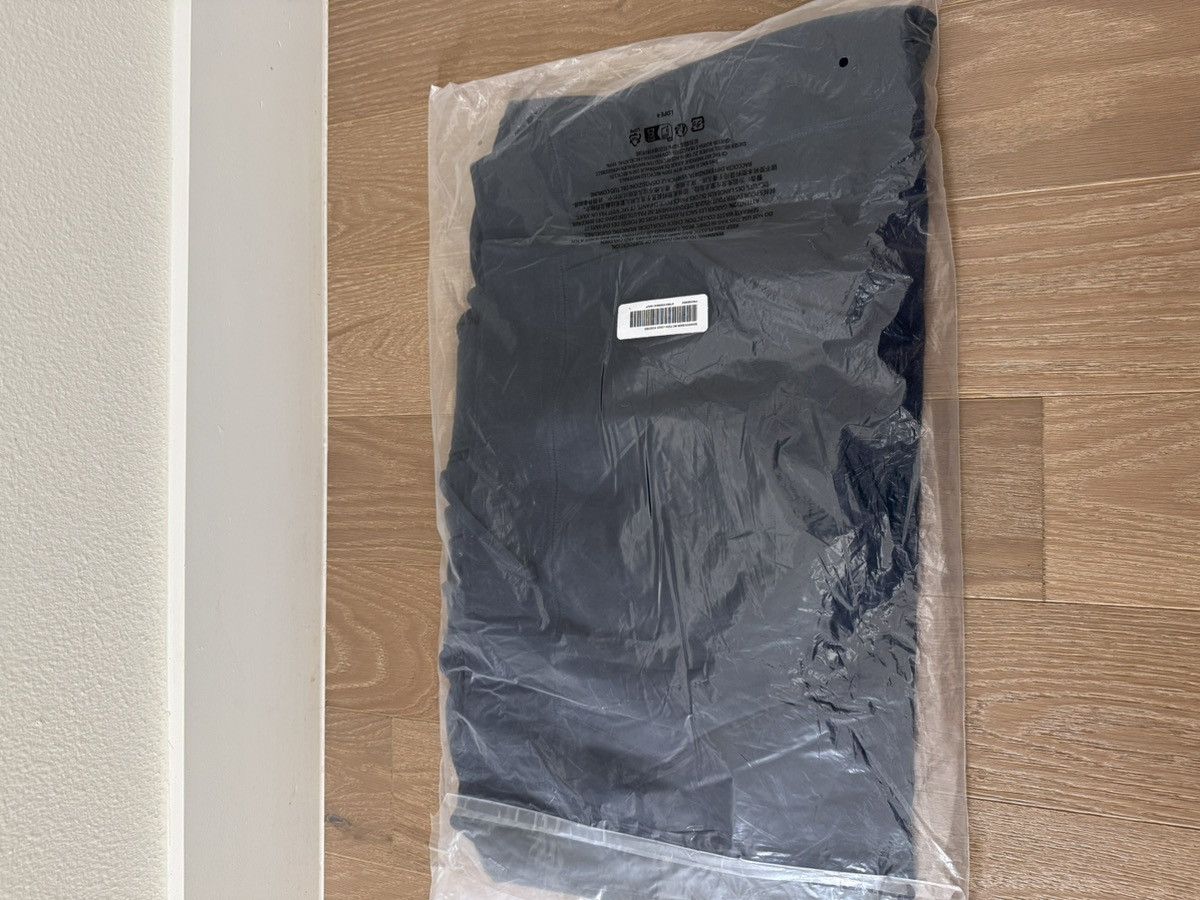Supreme × Swarovski Supreme x Swarovski Motion Logo NAVY Hoodie FW25 L in Hand Size US L / EU 52-54 / 3 - 4 Thumbnail