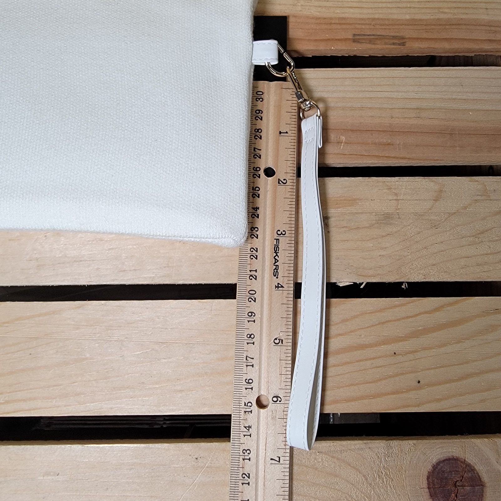Nicole Miller Nicole Miller White Wristlet Bag - NWT Size ONE SIZE - 7 Thumbnail