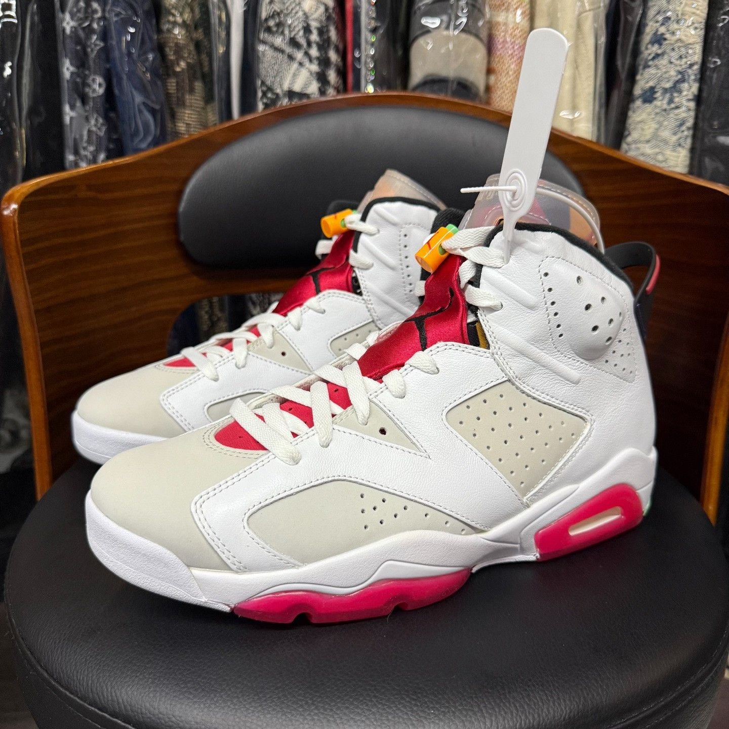 Nike Nike AJ6 Lowtop Sneakers 43 Men Size US 10 / EU 43 - 1 Thumbnail