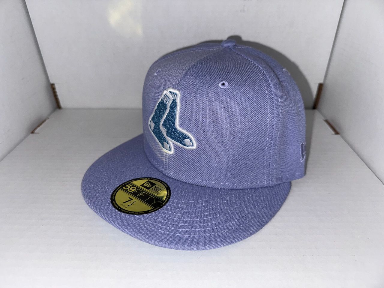 New Era Boston Red Sox Fitted, Violet (Size 7 1/2) Size ONE SIZE - 2 Thumbnail