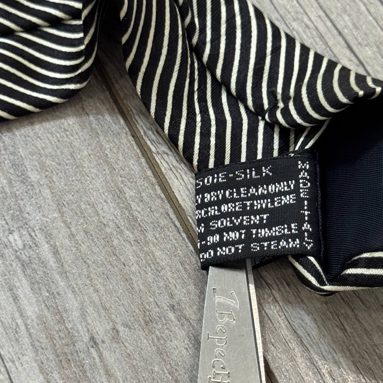 Versace Vintage Versace Barocco Print V2 Silk Tie Size ONE SIZE - 8 Thumbnail