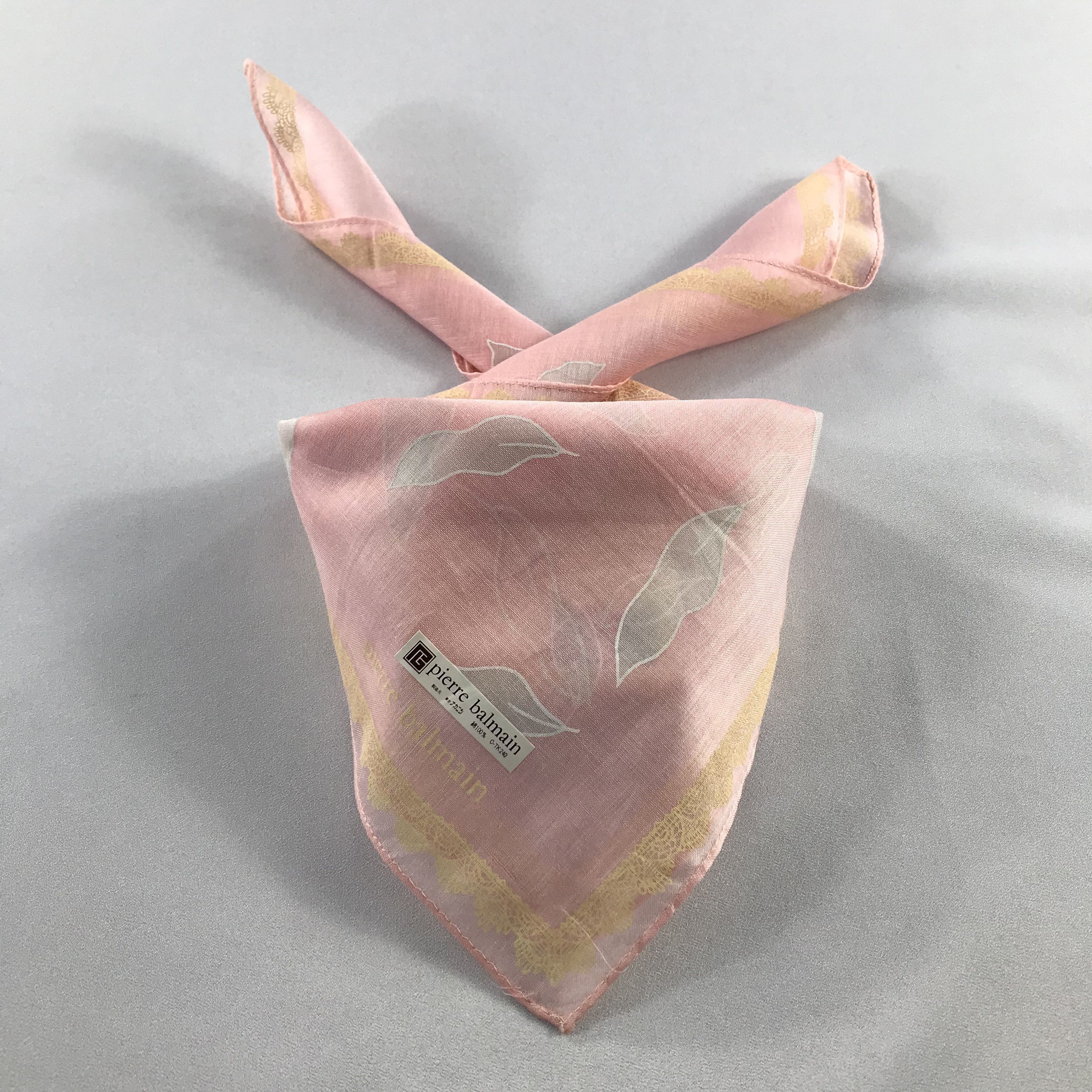 Pierre Balmain Pierre Balmain Handkerchief / Bandana / Neckerchief C599 Size ONE SIZE - 1 Thumbnail