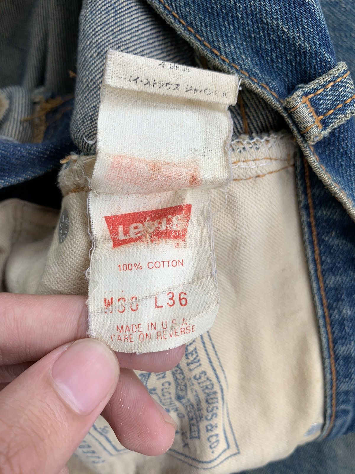Levi's × Vintage Big E Vintage Levi’s 501 Redline Jeans Selvedge Distressed Size US 29 - 18 Thumbnail