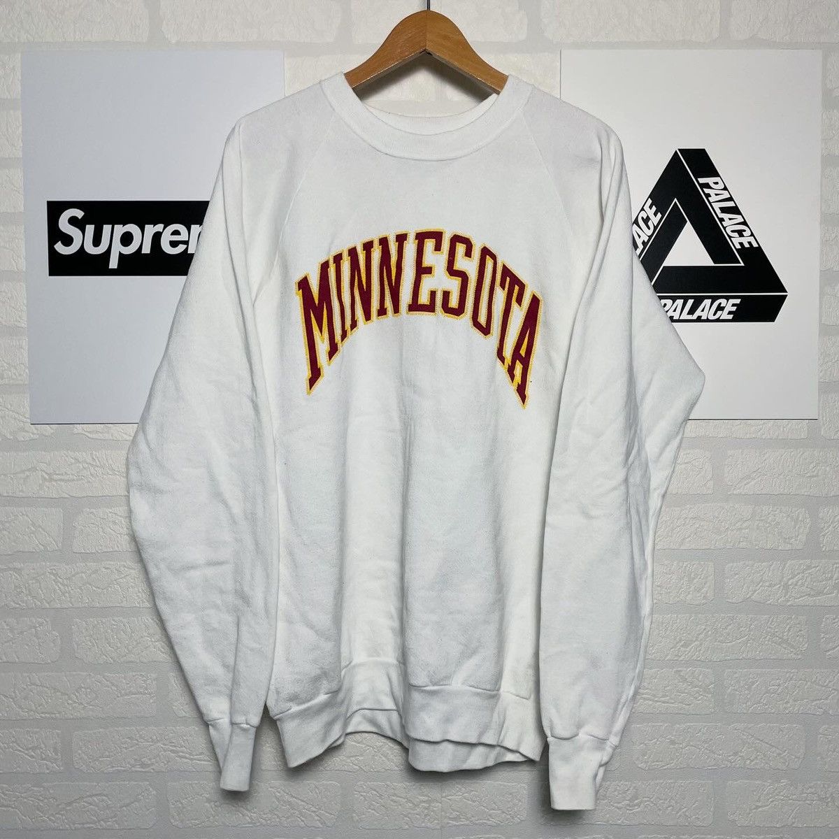 Vintage Vintage Champion Minnesota Crewneck Sweatshirt Size US L / EU 52-54 / 3 - 1 Thumbnail