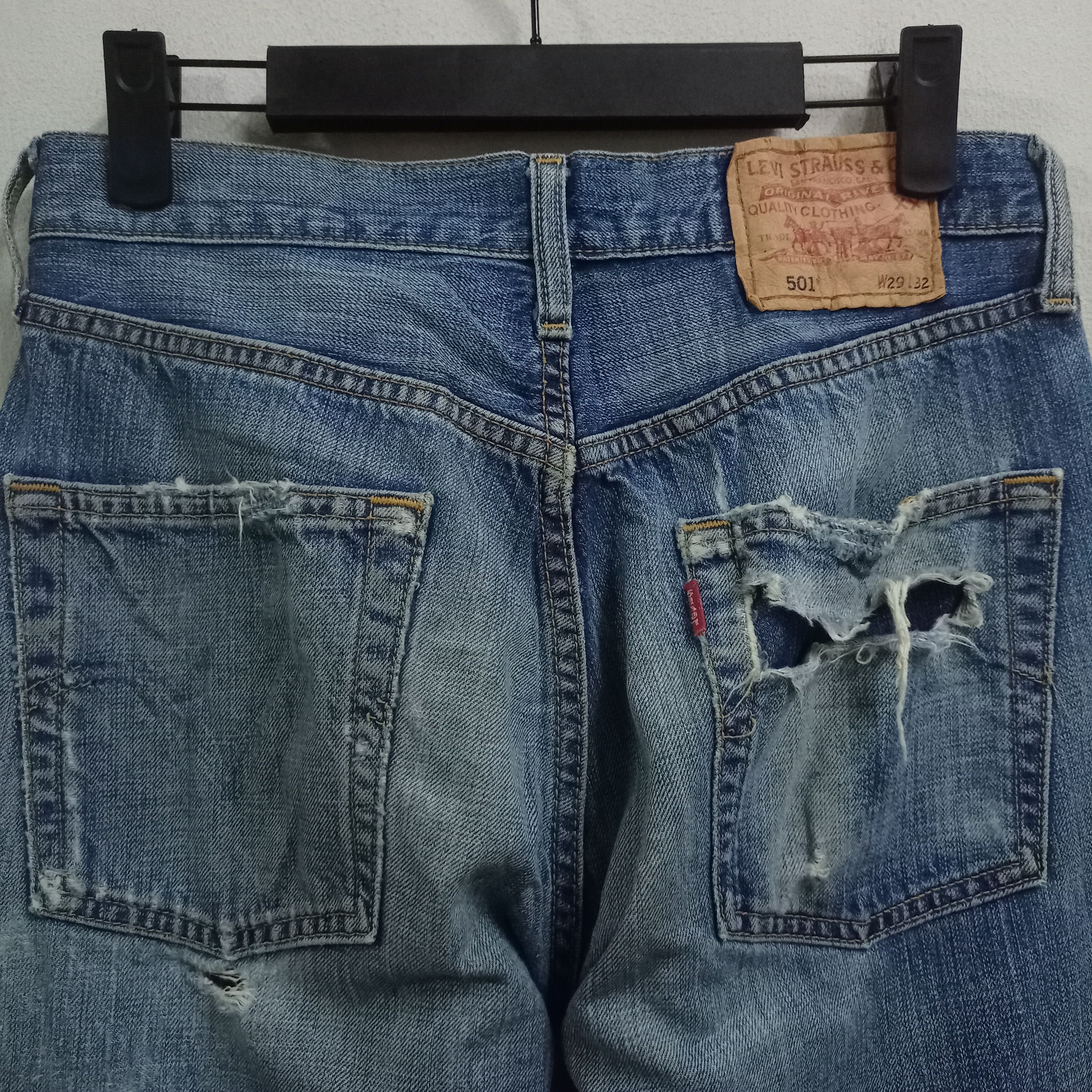 Levi's × Levi's Vintage Clothing Vintage 90s Levis 501 Faded Style Distressed Loose Jeans Size US 29 - 7 Thumbnail