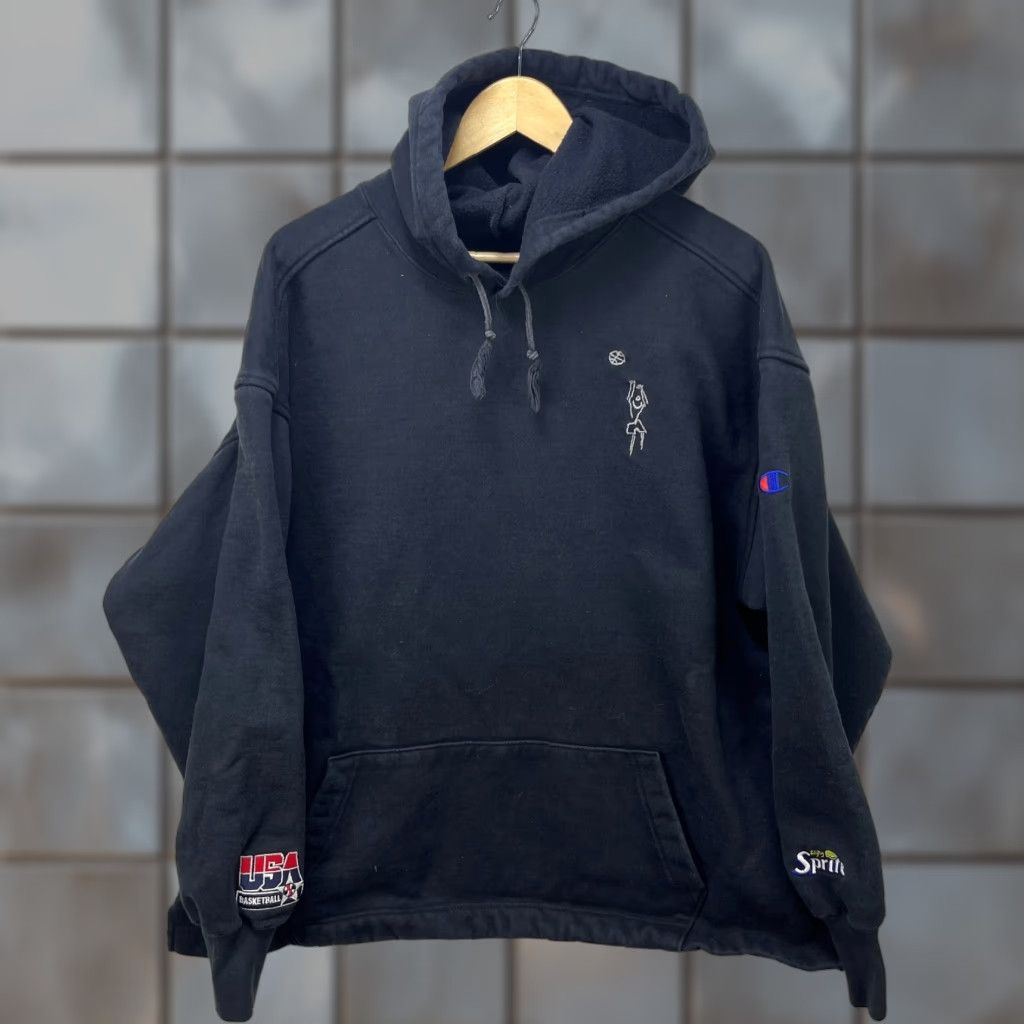 Champion VINTAGE Champion Team USA Basketball Hoodie Large Weave Dream Team Men L Black 90s Pullover Size US L / EU 52-54 / 3 - 1 Thumbnail