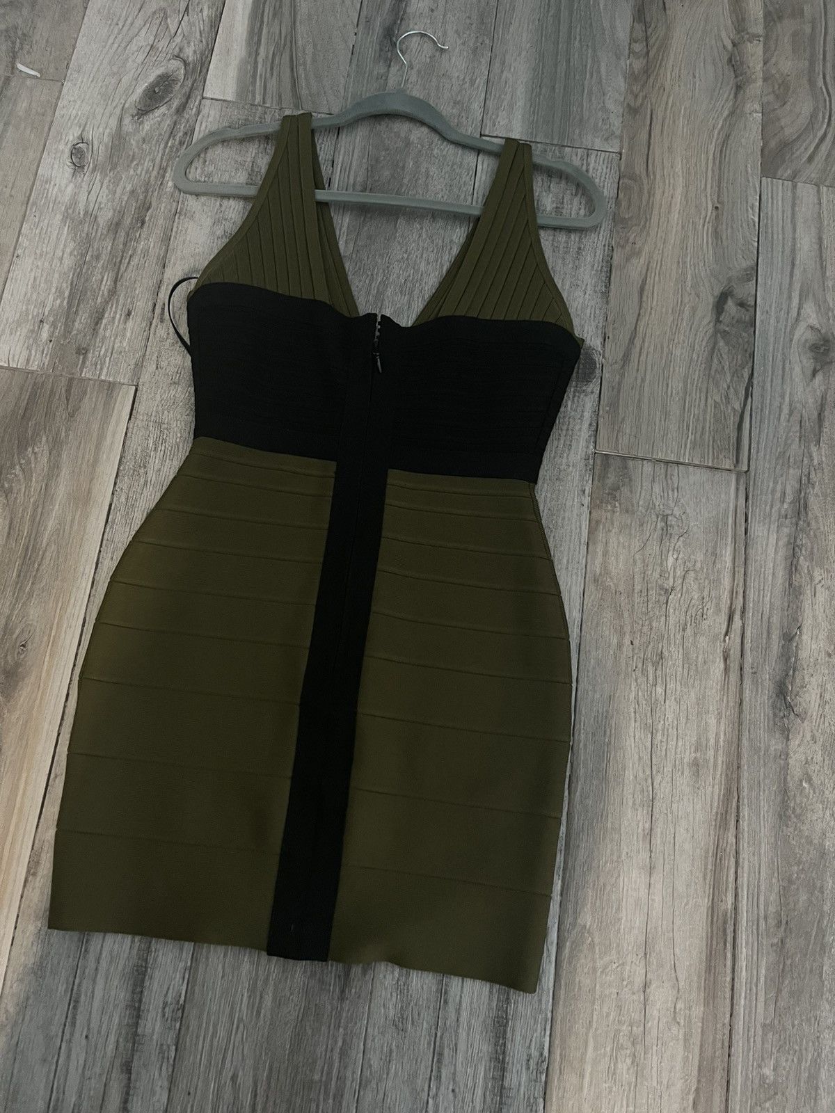 Herve Leger Olive green and black Herve Leger bandage mini dress Size M / US 6-8 / IT 42-44 - 3 Thumbnail