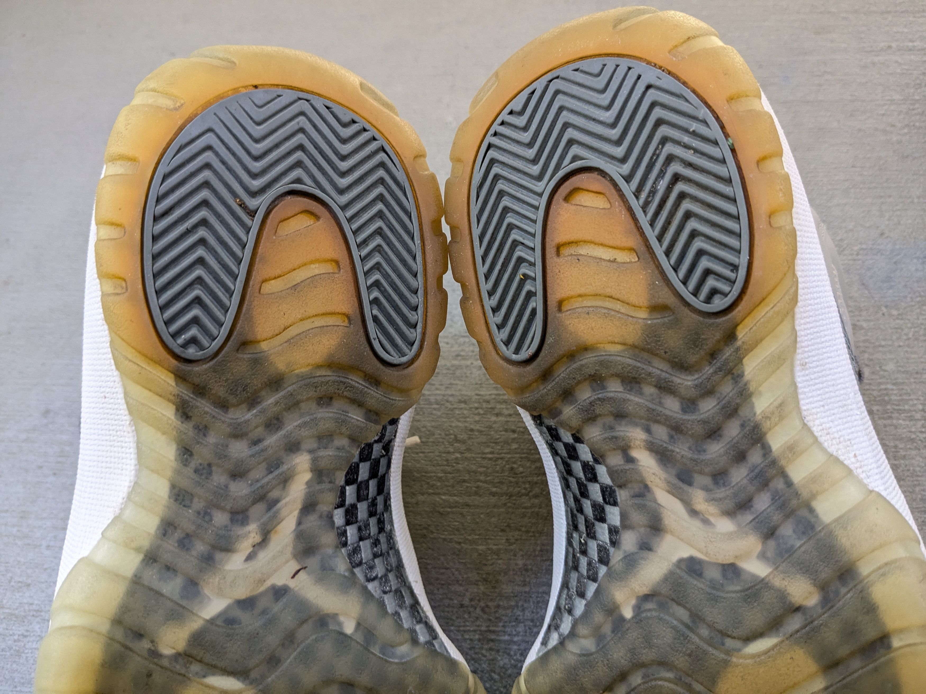 Jordan Brand Nike Air Jordan 11 Retro Cool Gray 2010 Men 7.5 378037-001 Size US 7.5 / EU 40-41 - 20 Thumbnail