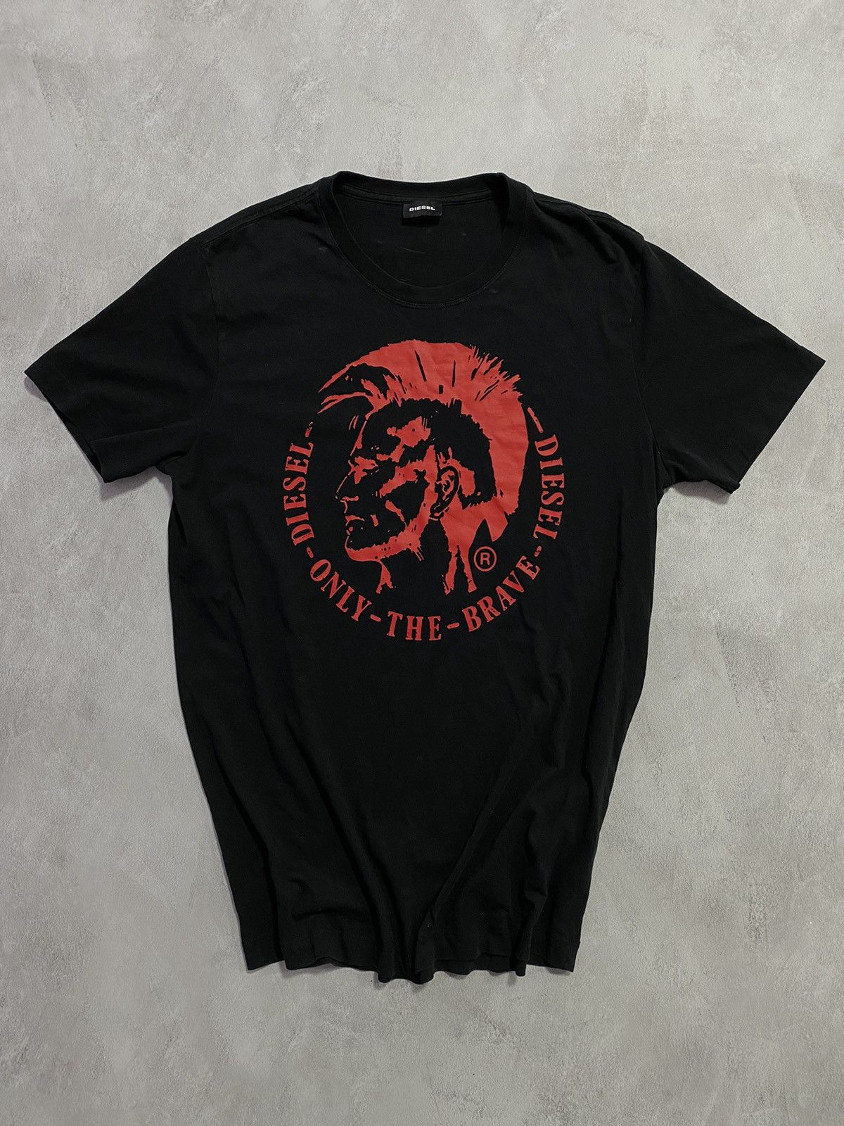 Diesel × Vintage Vintage T-Shirt ☄️DIESEL Big Logo RED SPARTAIN☄️ Size US XL / EU 56 / 4 - 1 Thumbnail