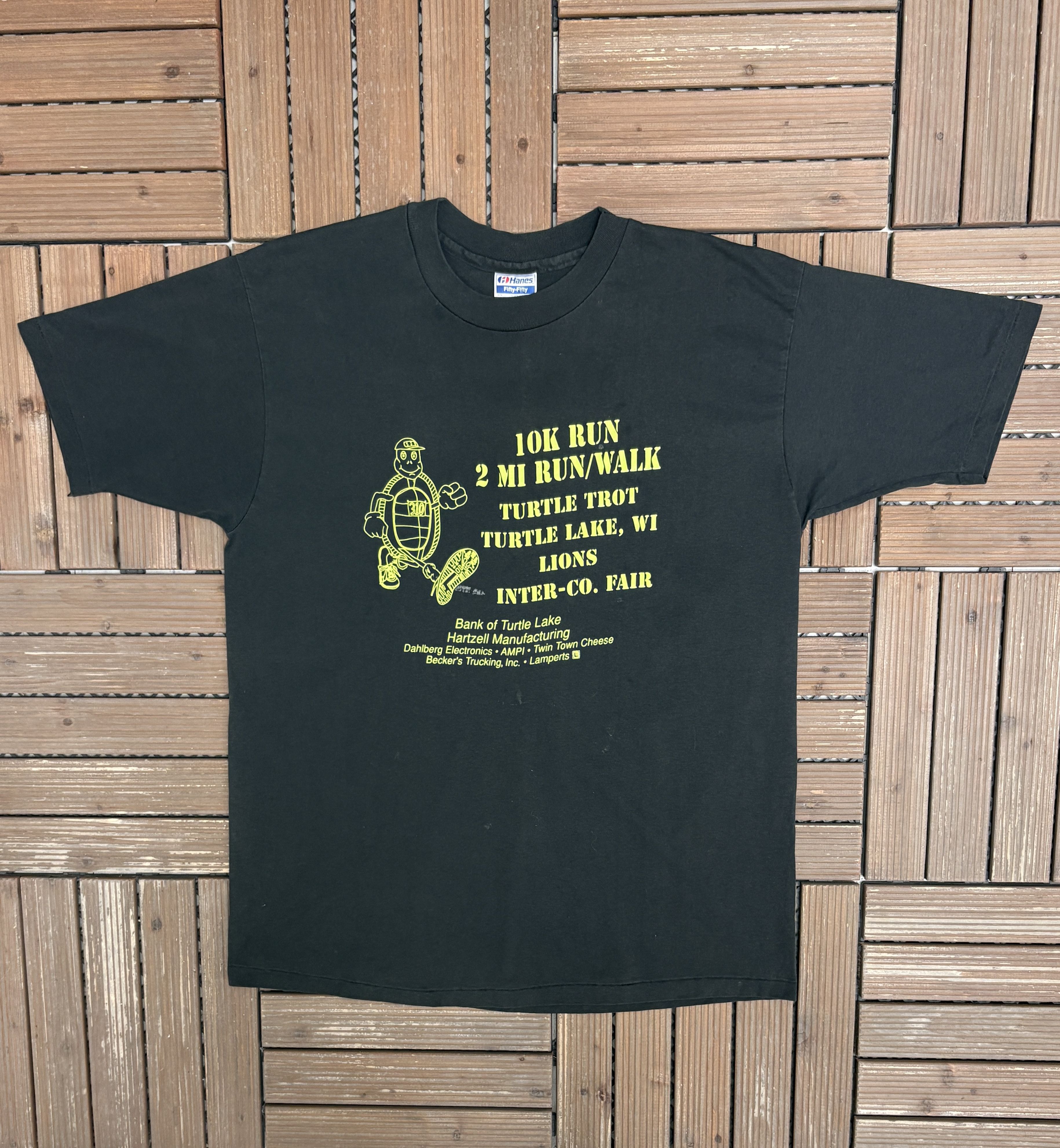 Vintage 10K Run & Turtle Trot Turtle Lake, Wisconsin Vintage T-Shirt Size US XL / EU 56 / 4 - 1 Thumbnail