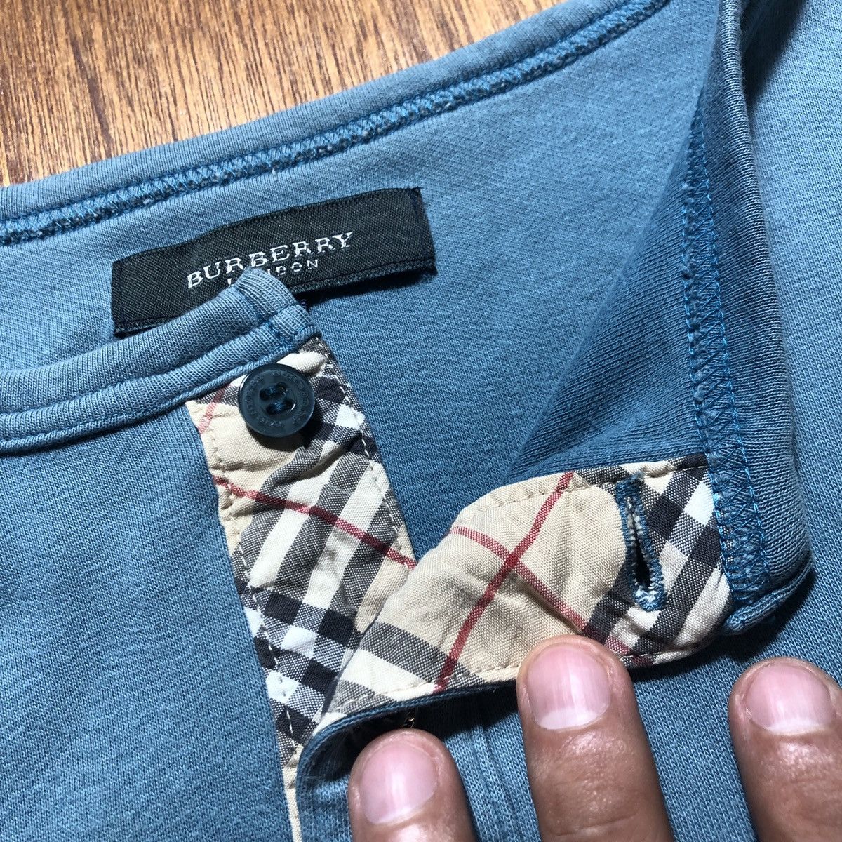 Burberry Burberry London Long Sleeve Tee Size US M / EU 48-50 / 2 - 8 Thumbnail