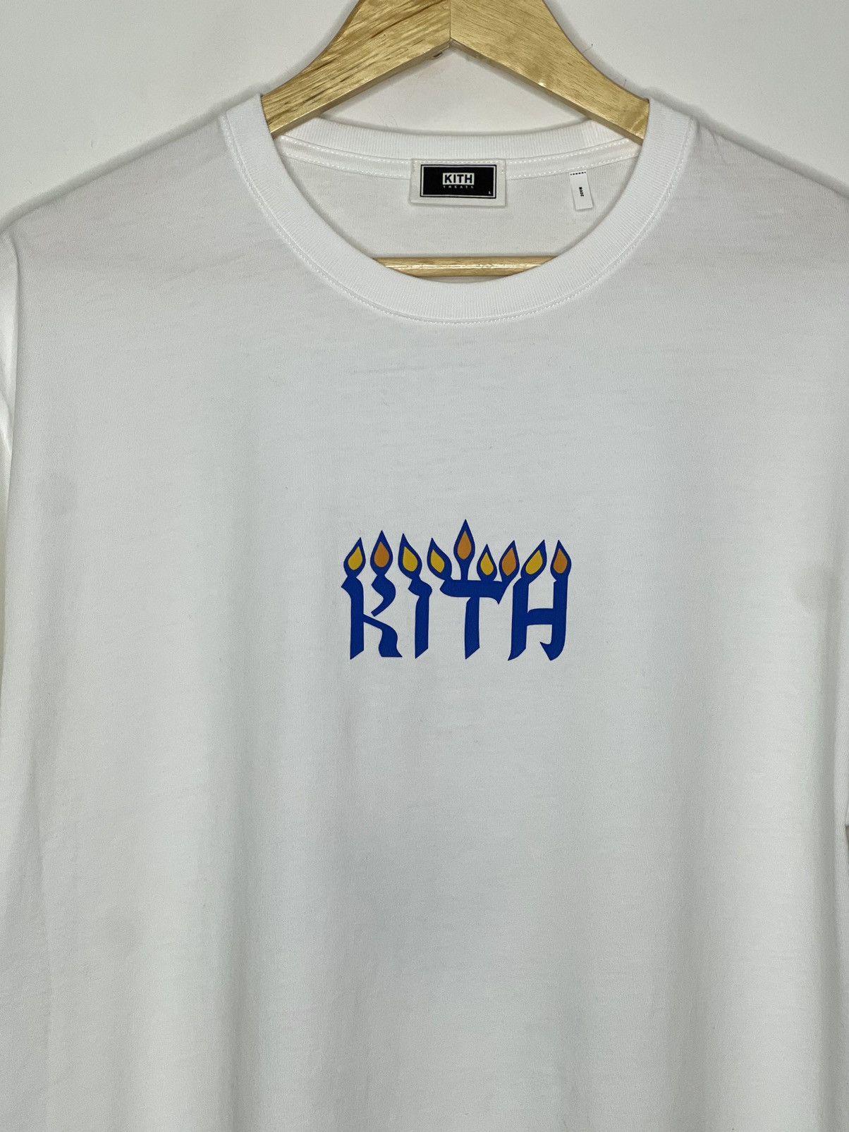 Kith Kith Treats Hanukkah Menorah Tee Size US L / EU 52-54 / 3 - 6 Thumbnail
