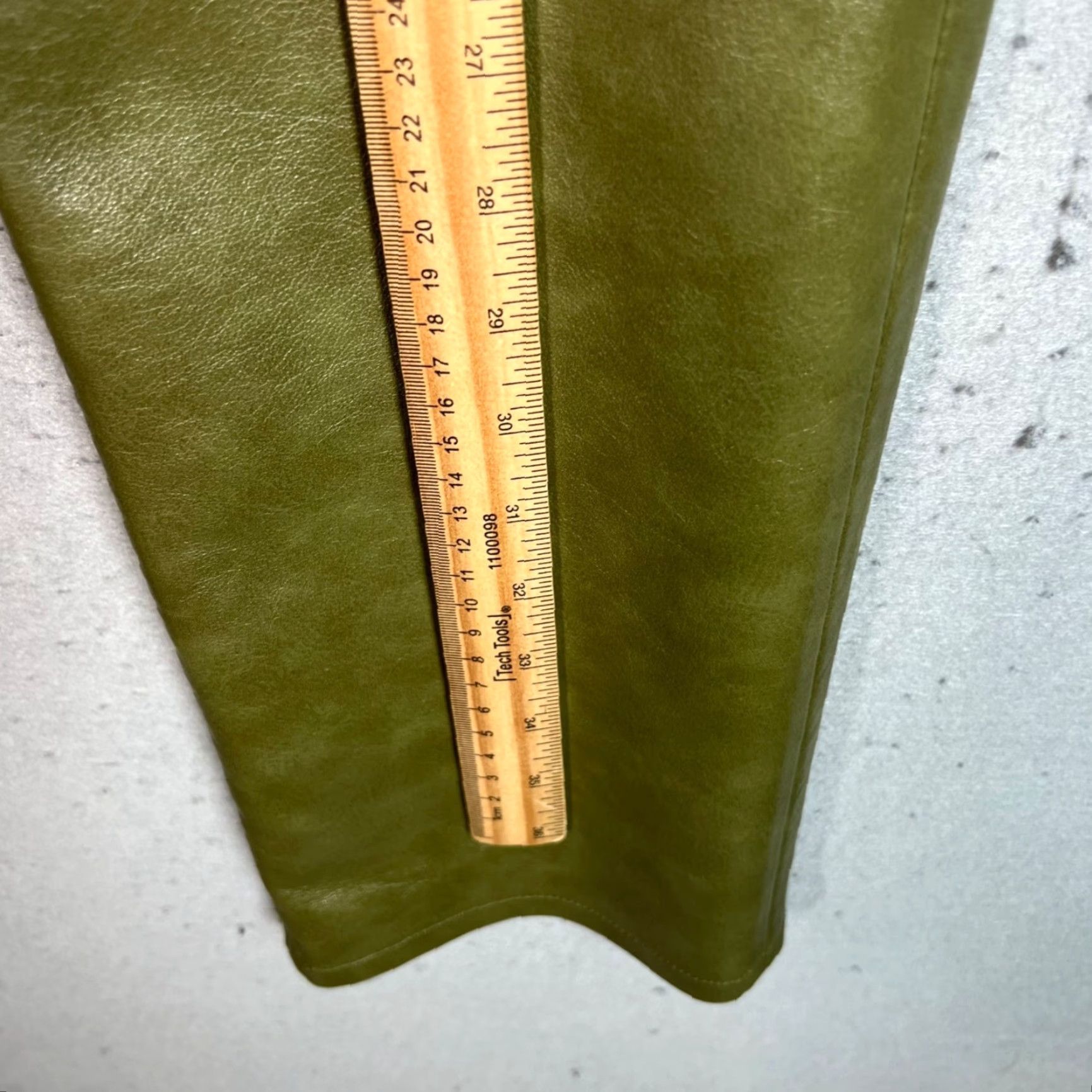 Agolde AGOLDE Pants Women's Size 23 Straight Ankle Green Recycled Leather Blend Front Zip Pockets 29in Inseam Size 40" / US 18 - 6 Thumbnail