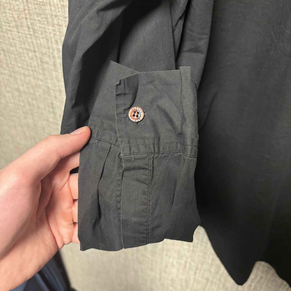 Versus Versace 90s Versus Versace Black Utility Shirt Lampo Zips Size US M / EU 48-50 / 2 - 11 Thumbnail