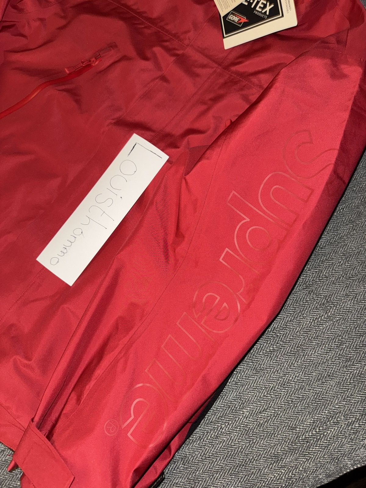 Supreme Supreme GORE-TEX Ghostface® Scream Shell Jacket Size US S / EU 44-46 / 1 - 4 Thumbnail