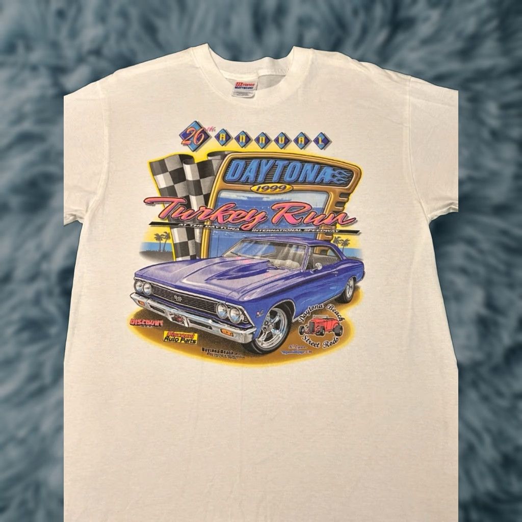 NASCAR VINTAGE Daytona Turkey Run 1999 Classic Car Chevelle NASCAR Racing Shirt L Mens White 90s Cars Vintage Shirt Size US L / EU 52-54 / 3 - 1 Thumbnail