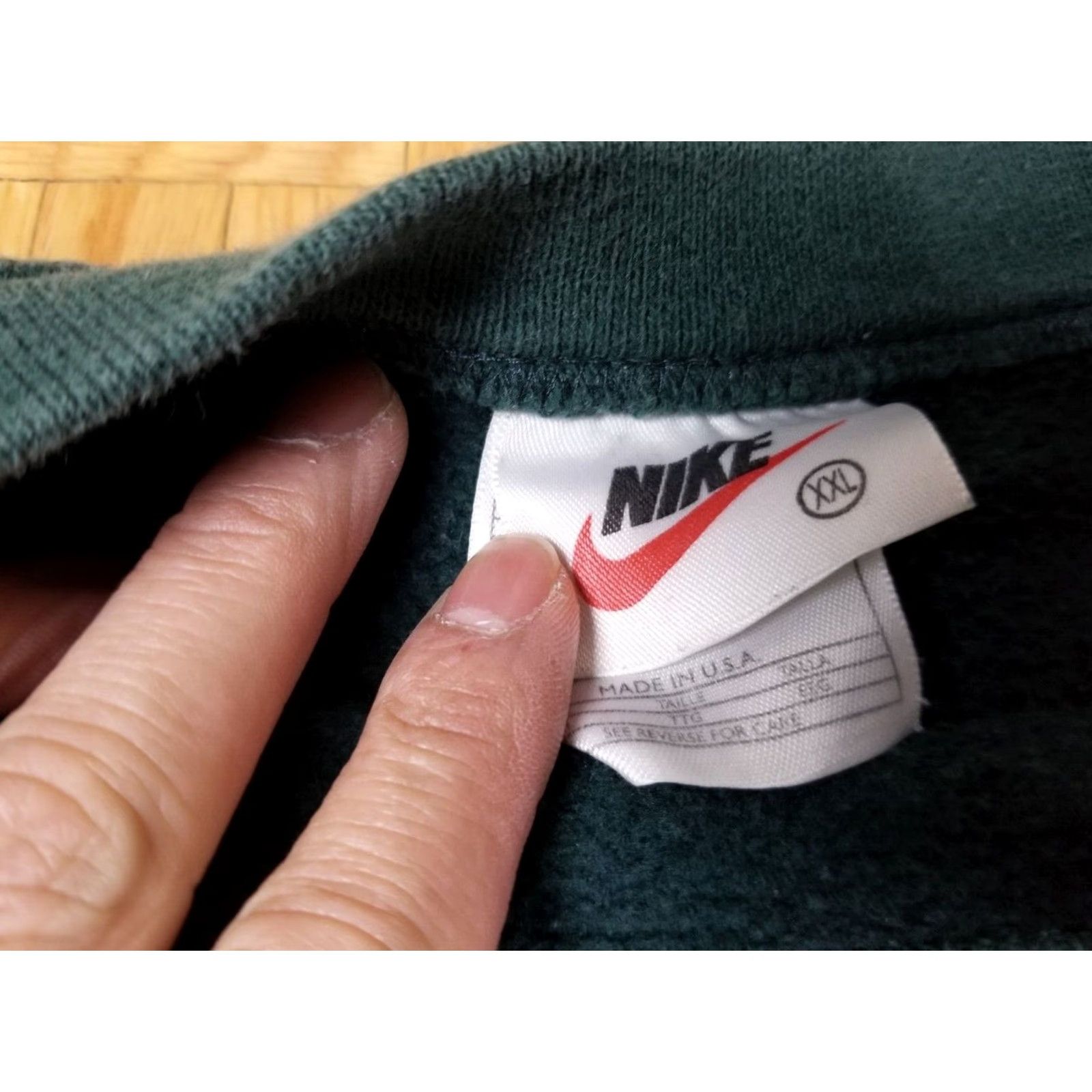 Nike VINTAGE Nike Corner Swoosh Green Crewneck Sweatshirt 2XL Men's Shirt Pullover Cross Shoulder 27 Inch Size US XXL / EU 58 / 5 - 3 Thumbnail