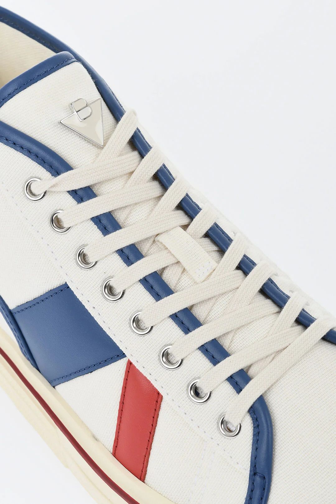 Bottega Veneta og1mm0426 Canvas Hi-Top Sneakers in White Size US 10 / EU 43 - 4 Thumbnail