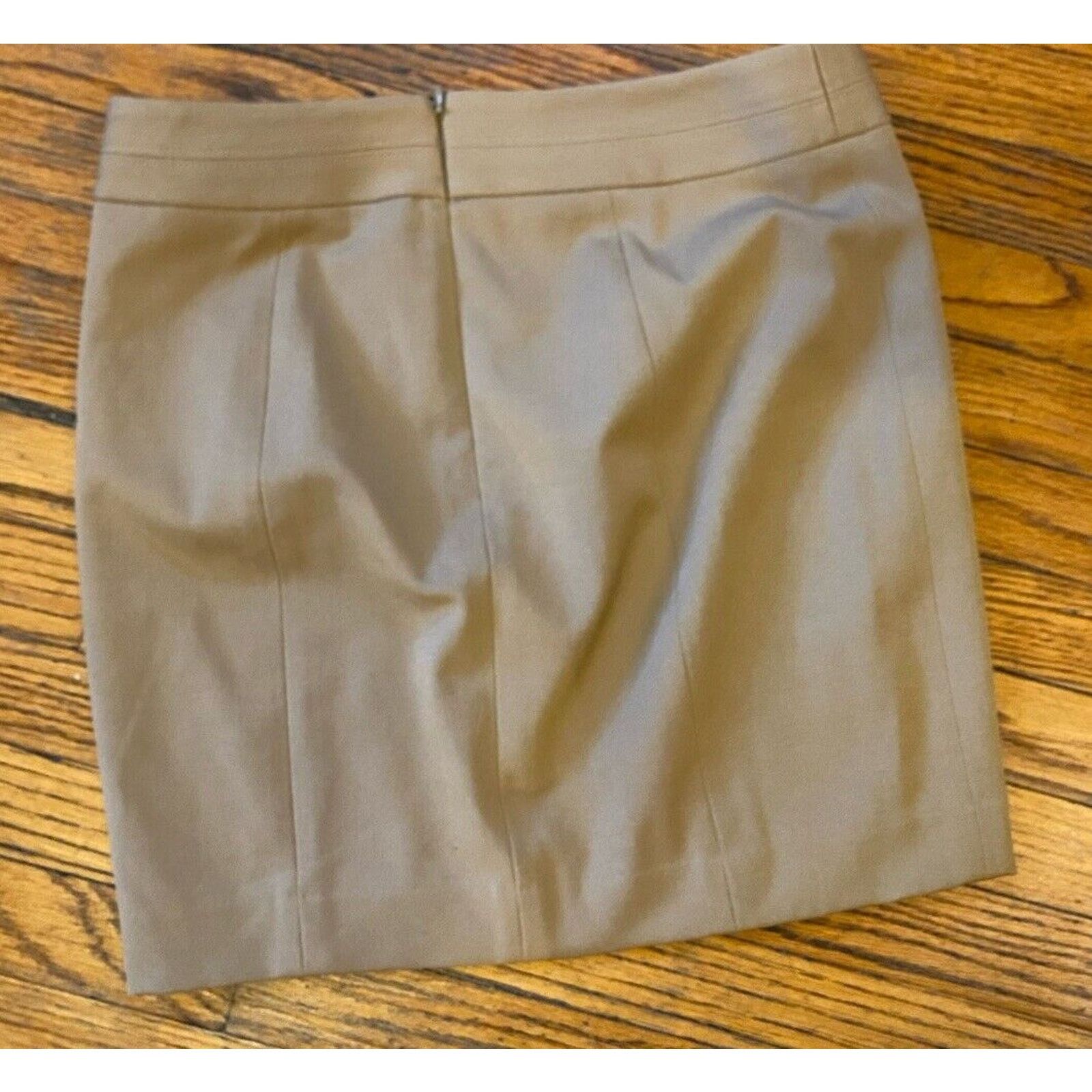 Express NWT Express Mini Lined Skirt Women’s 2 $50 Machine Washable Size 26" / US 2 / IT 38 - 3 Thumbnail