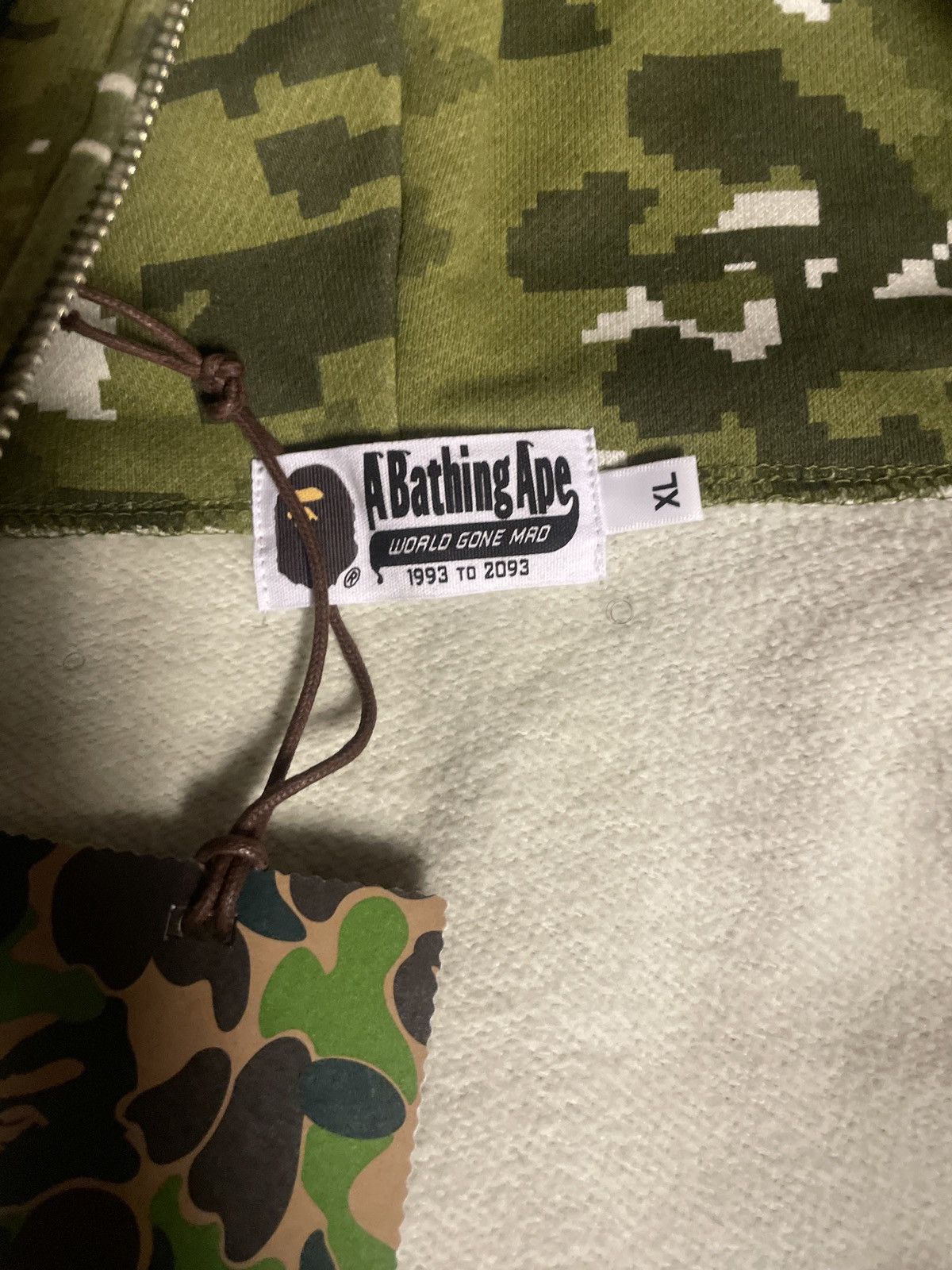 Bape *SOLD Bape Multi Pixel Camo Shark Hoodie Size US XL / EU 56 / 4 - 6 Thumbnail