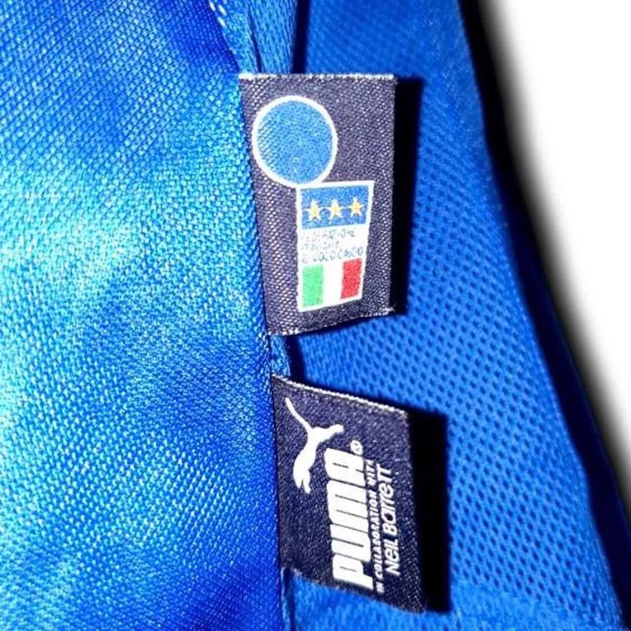 Puma Italy 2004 2005 Home Shirt Jersey Size US XL / EU 56 / 4 - 4 Thumbnail