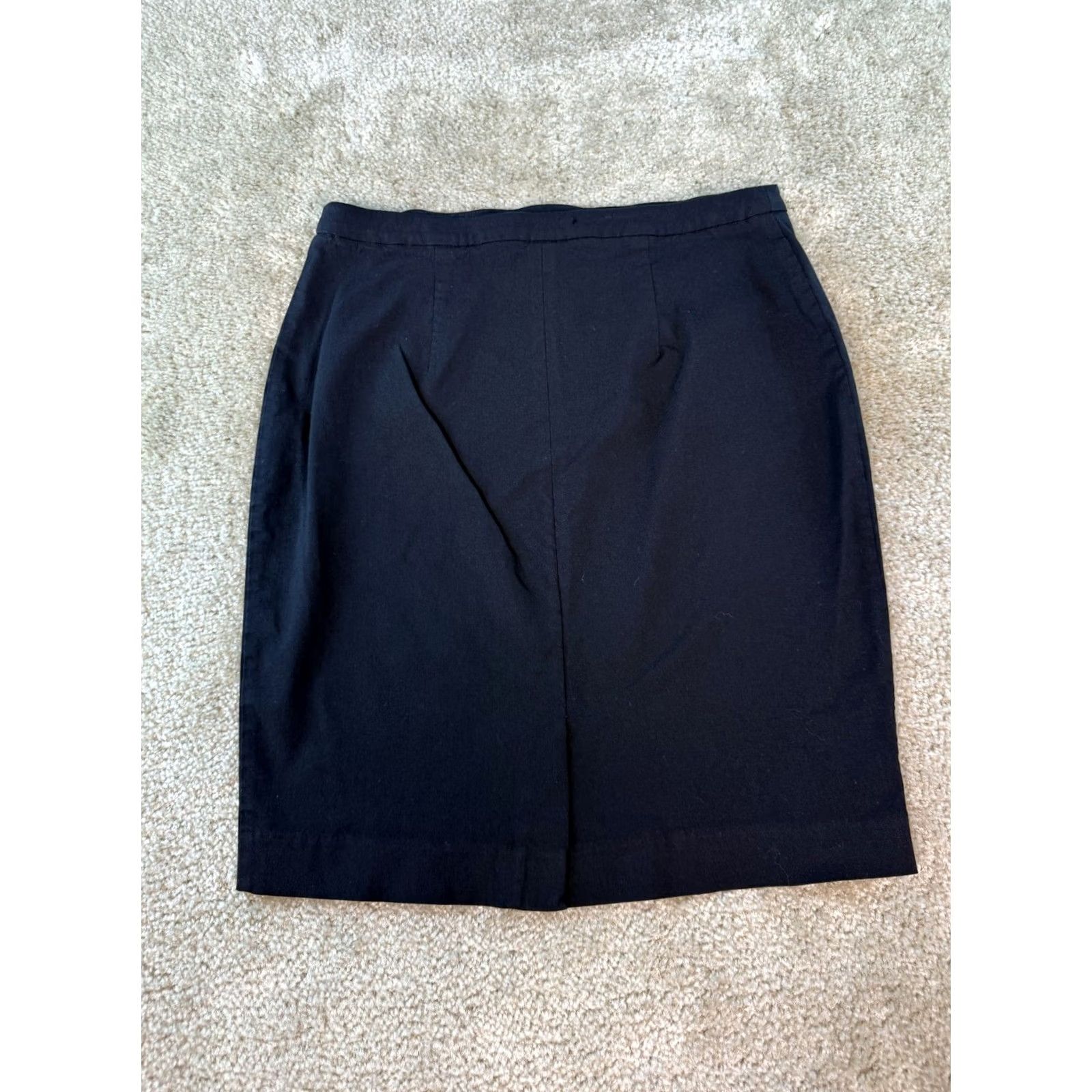 White House Black Market White House Black Market Skirt Size 8 Black A Line Office Career D271 Size 30" / US 8 / IT 44 - 2 Thumbnail