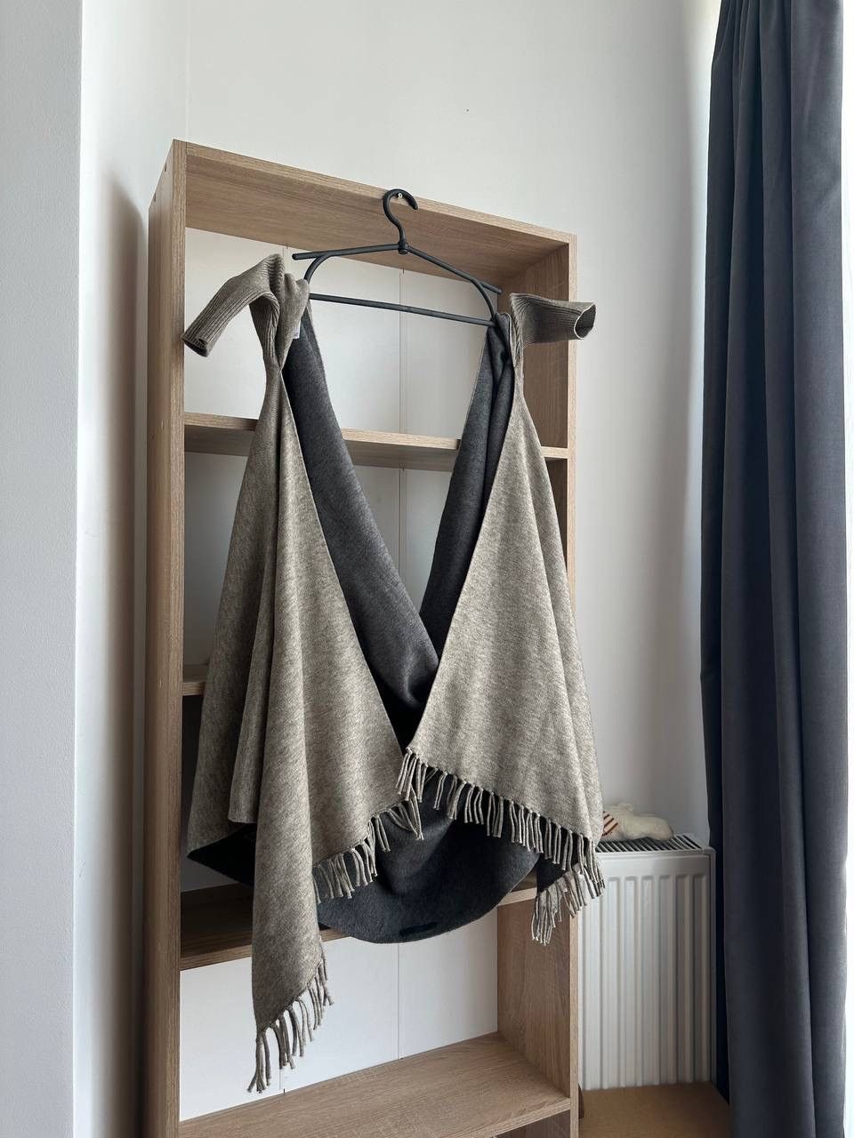 SERAPHIN × Vintage Vintage Poncho Cardigan Seraphin Gray Size US L / EU 52-54 / 3 - 7 Thumbnail