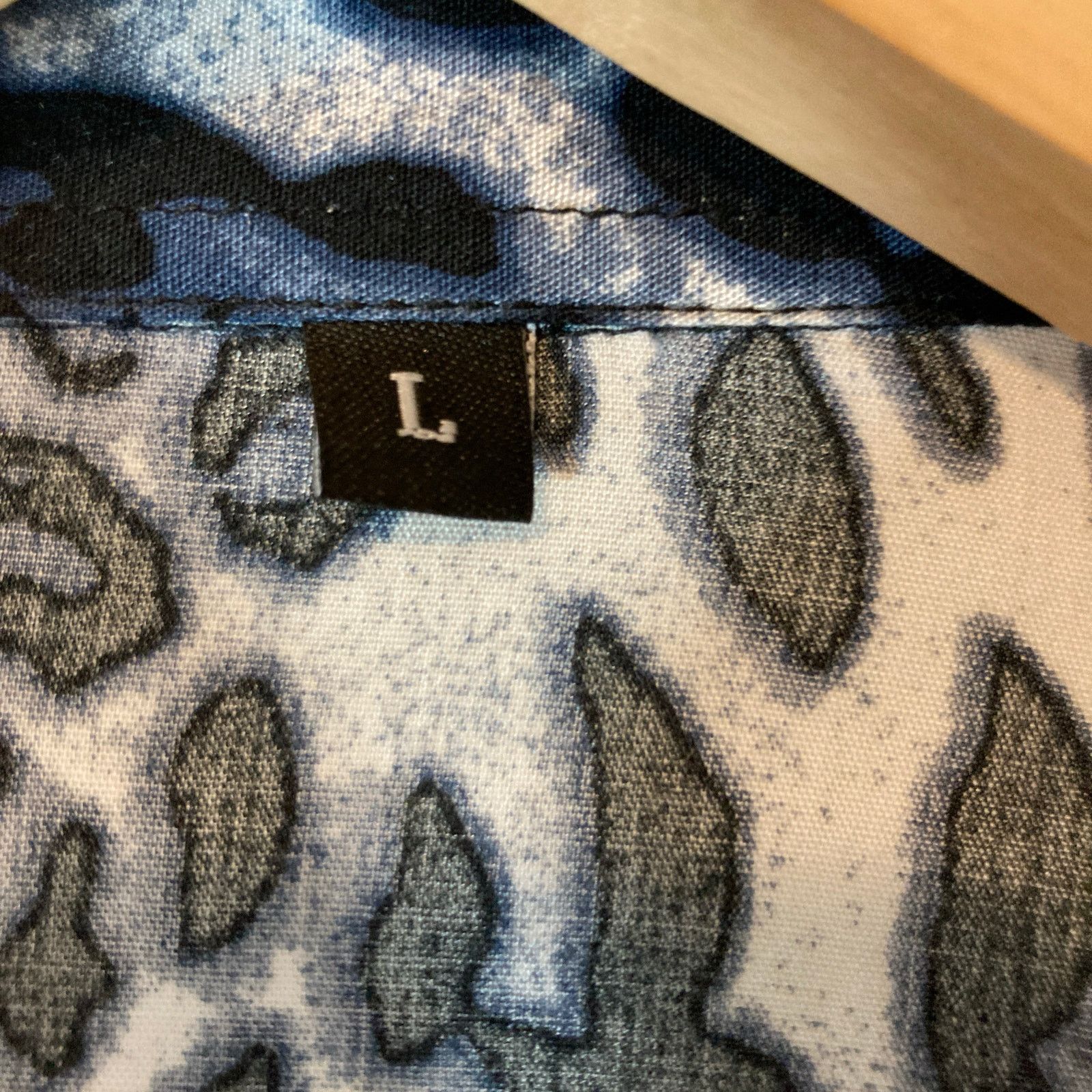 Other Blue Leopard Animal Print Lightweight Button Up Shirt Top Size L / US 10 / IT 46 - 5 Thumbnail