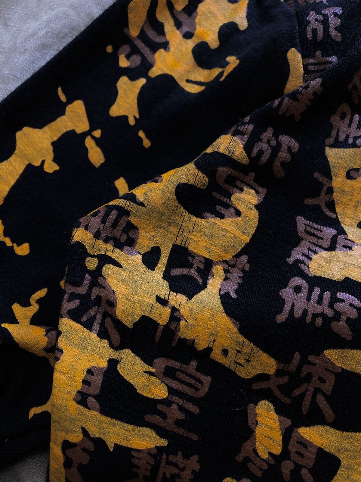Moschino Moschino Cropped Top with Chinese Characters Horse Size M / US 6-8 / IT 42-44 - 7 Thumbnail