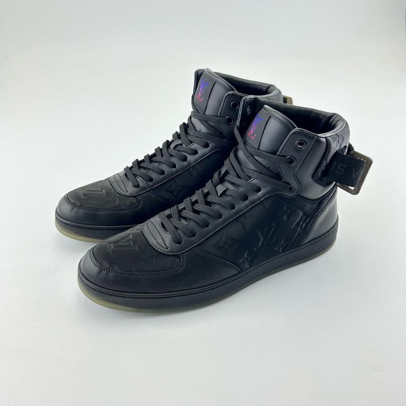 Louis Vuitton Louis Vuitton Rivoli Stylish High-Top Sneakers - Size US 8.5 / EU 41-42 - 1 Thumbnail