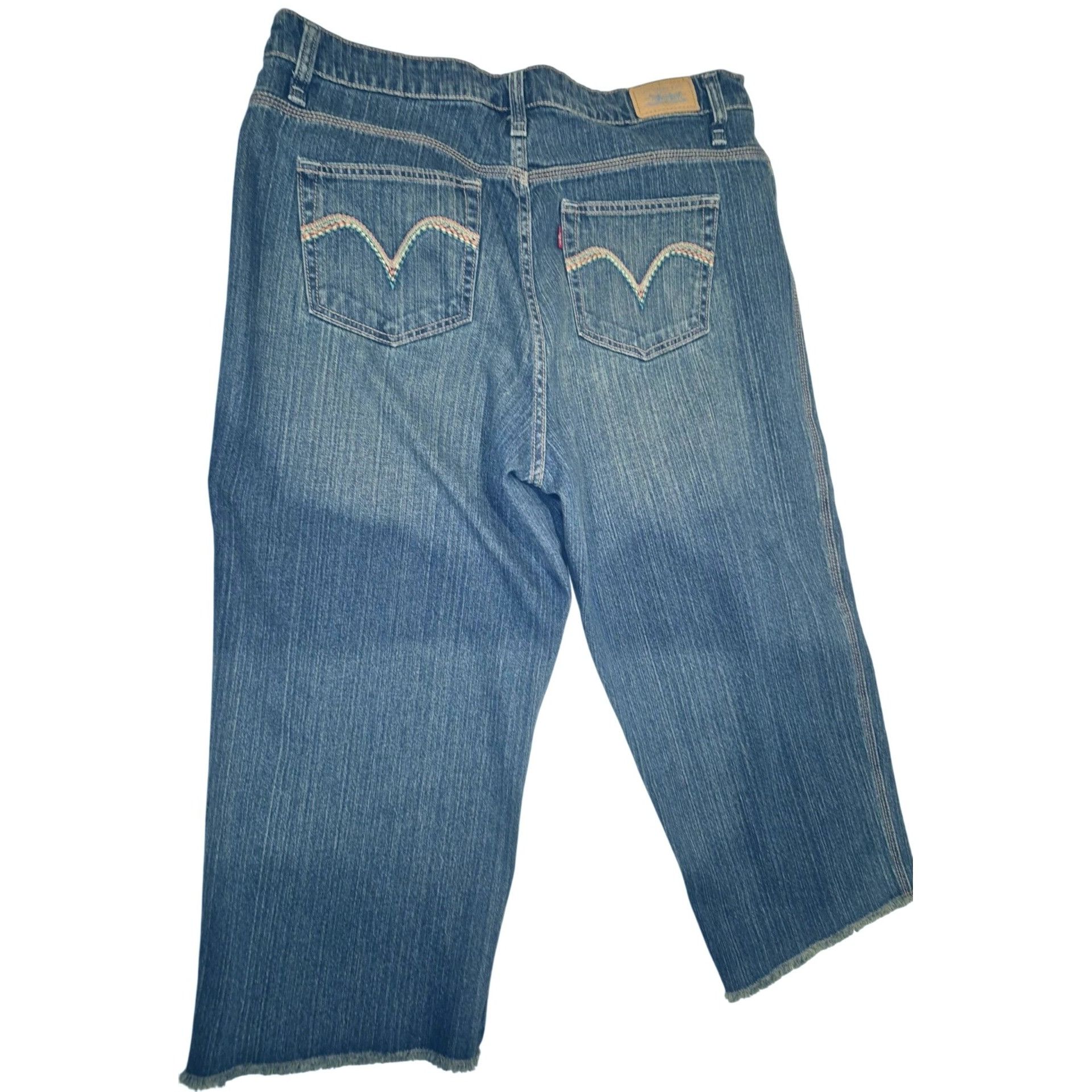 Levi's Levis Womens 18 516 Capri Jeans Blue Denim Cut-Off Style Jus Size 40" / US 18 - 1 Thumbnail