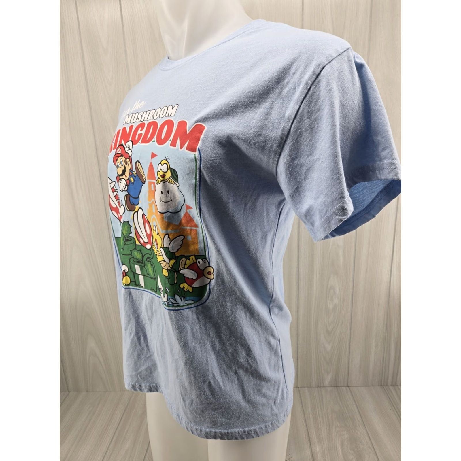 Nintendo VINTAGE Super Mario Tour The Mushroom Kingdom Mens Medium Light Blue T Shirt Size US M / EU 48-50 / 2 - 3 Thumbnail