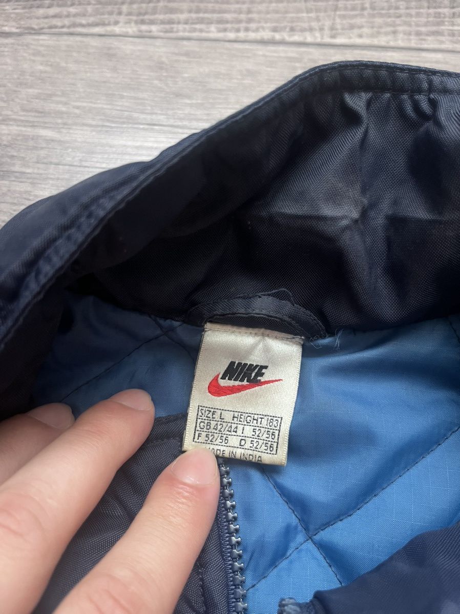 Nike 90s Vintage Nike Down Jacket Big Swoosh Logo Back Rare Size US L / EU 52-54 / 3 - 13 Thumbnail