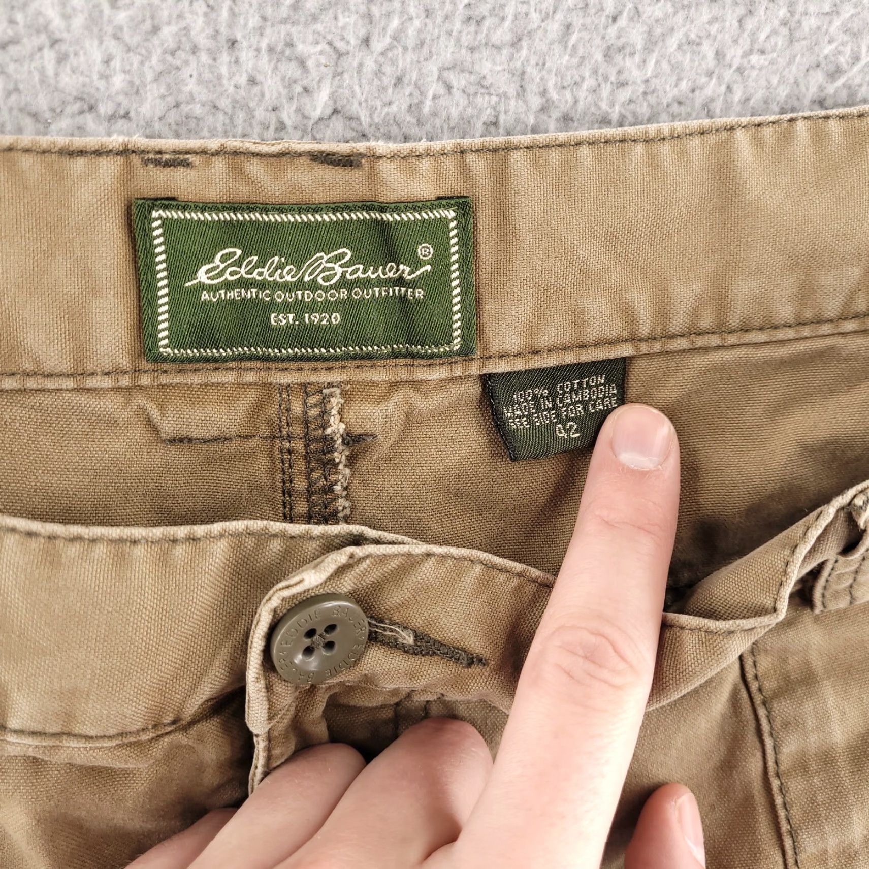 Eddie Bauer Eddie Bauer Cargo Shorts Mens 42 Brown Canvas Outdoor Cargo Shorts Brown Mens 42 Eddie Bauer$ Size US 42 / EU 58 - 4 Thumbnail
