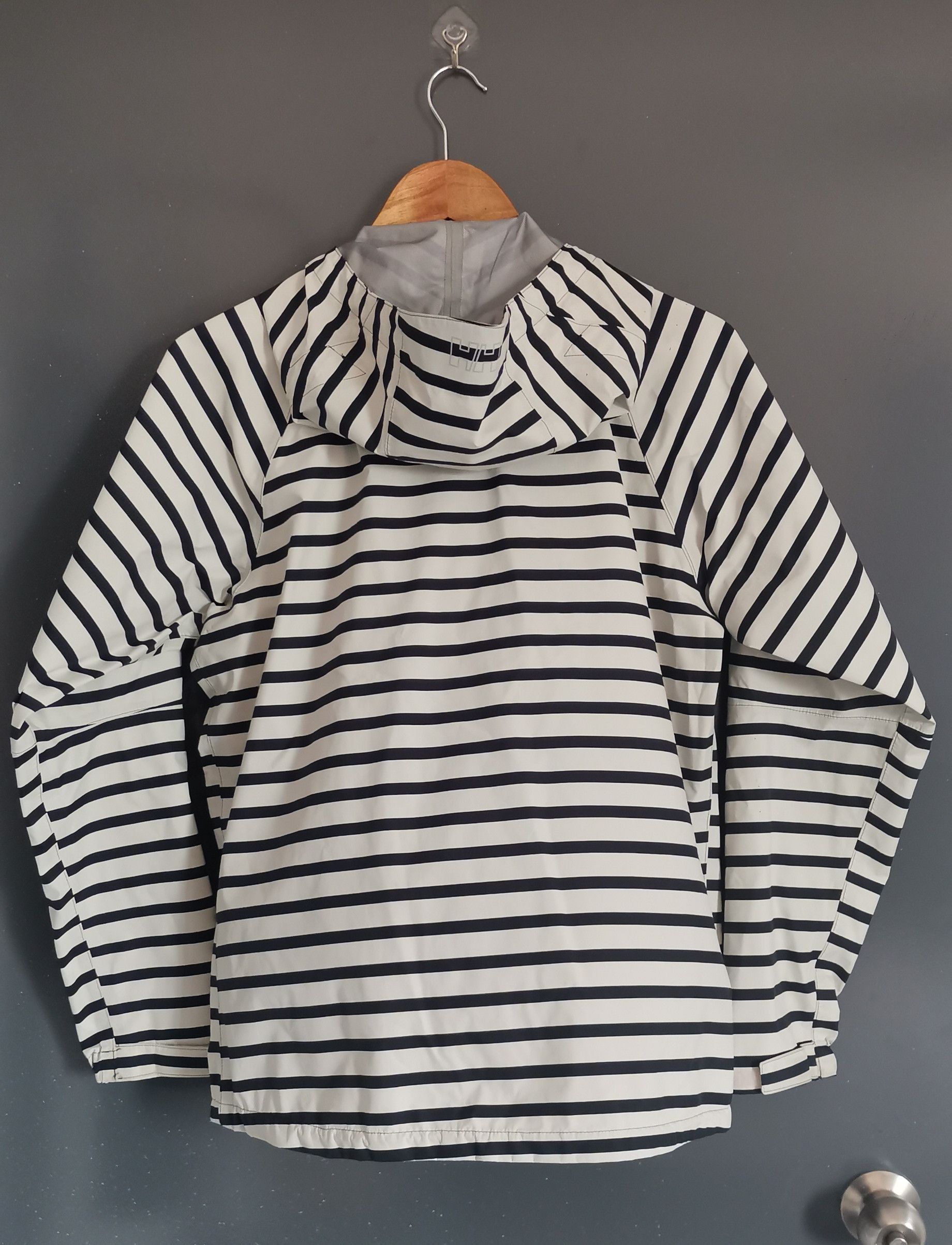 Helly Hansen Helly hansen stripe women's jacket Size L / US 10 / IT 46 - 2 Thumbnail