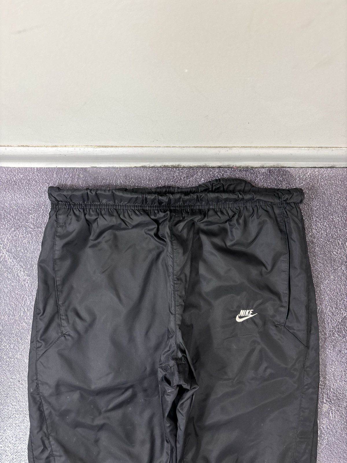 Nike Vintage Nike Y2K Black Hype Baggy Nylon Track Pants Size US 32 / EU 48 - 9 Thumbnail