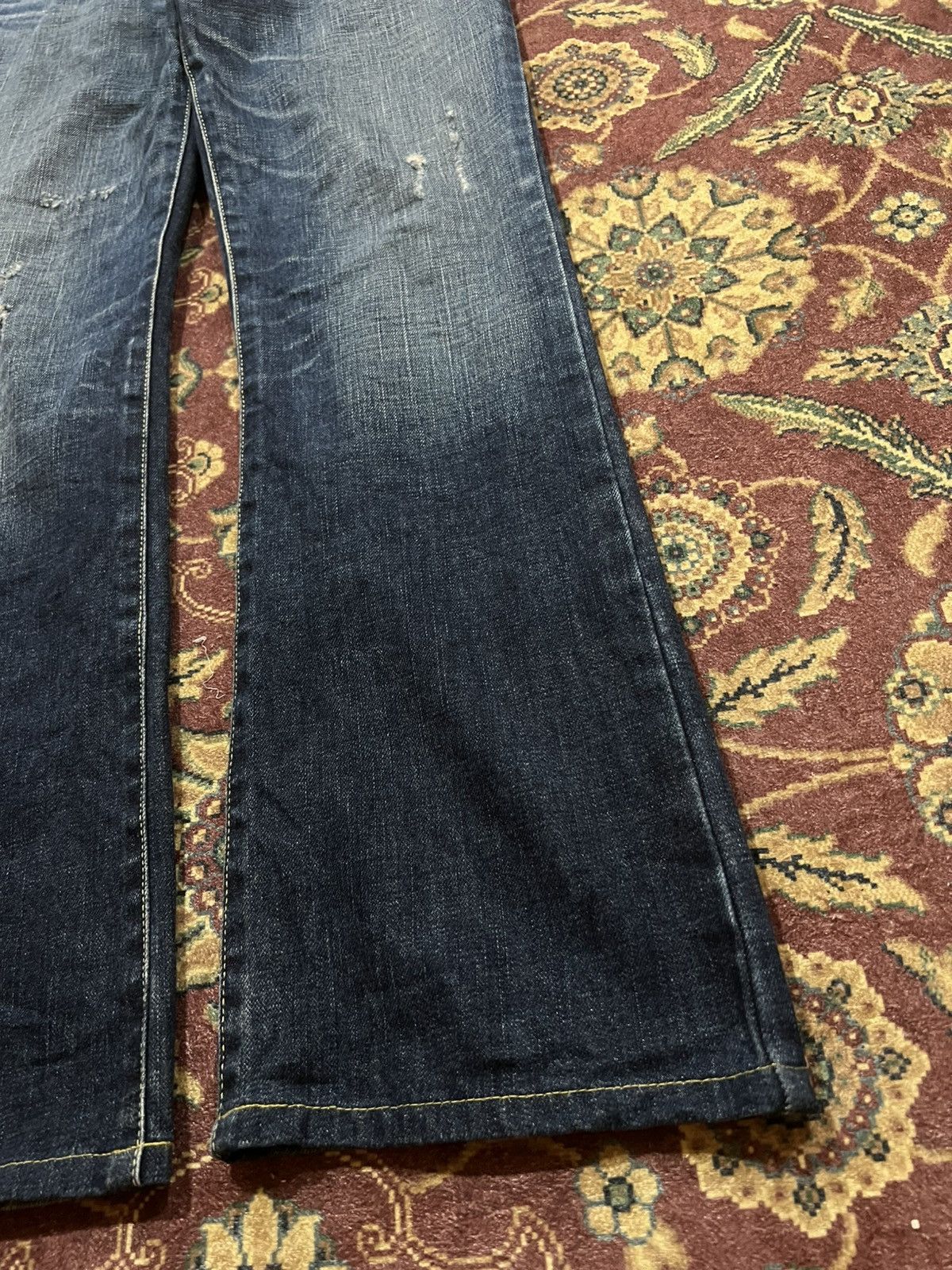 💥Flare💥Burberry Black Label Distressed Flare Jean